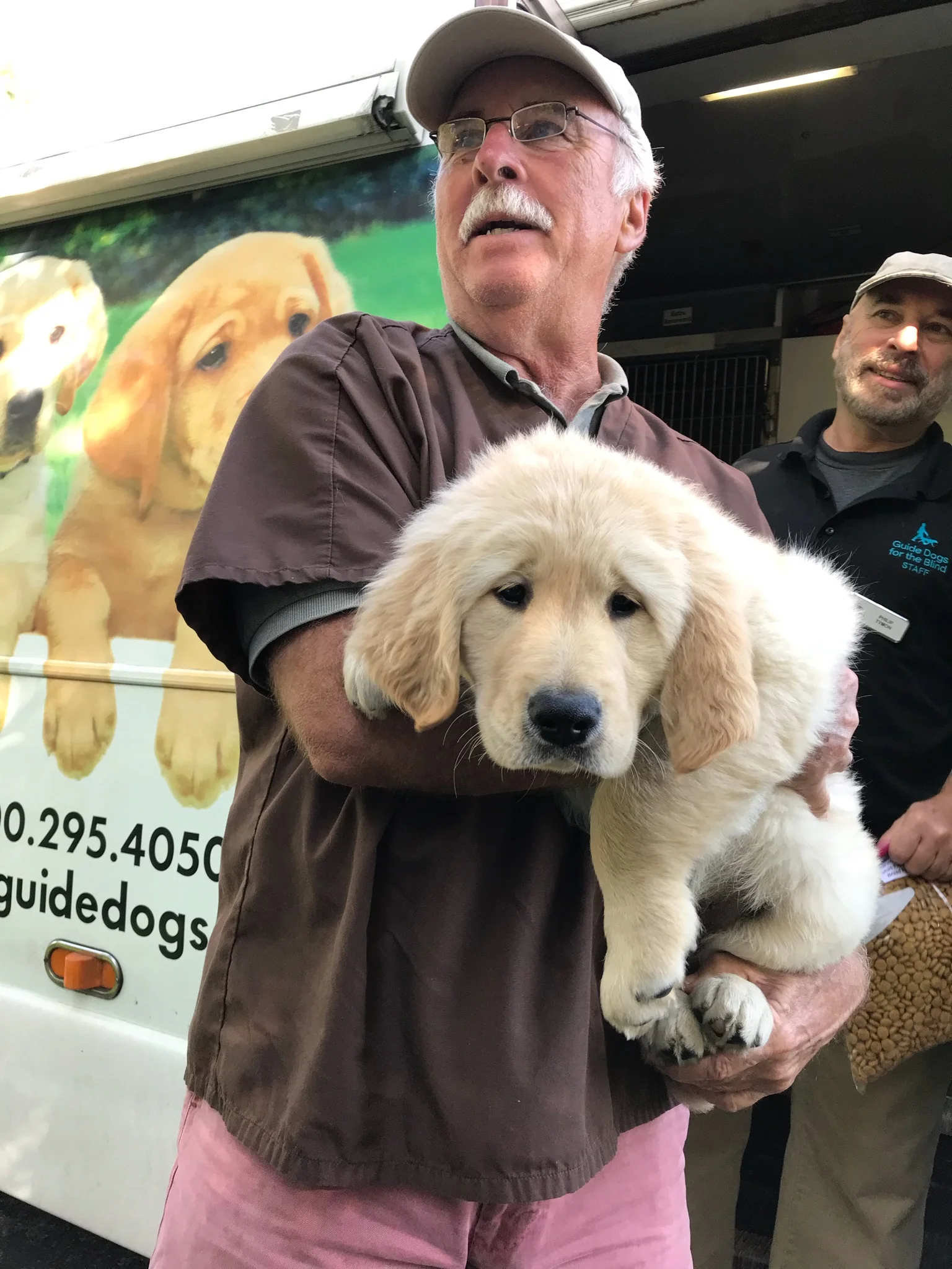 PUPPY TRUCK