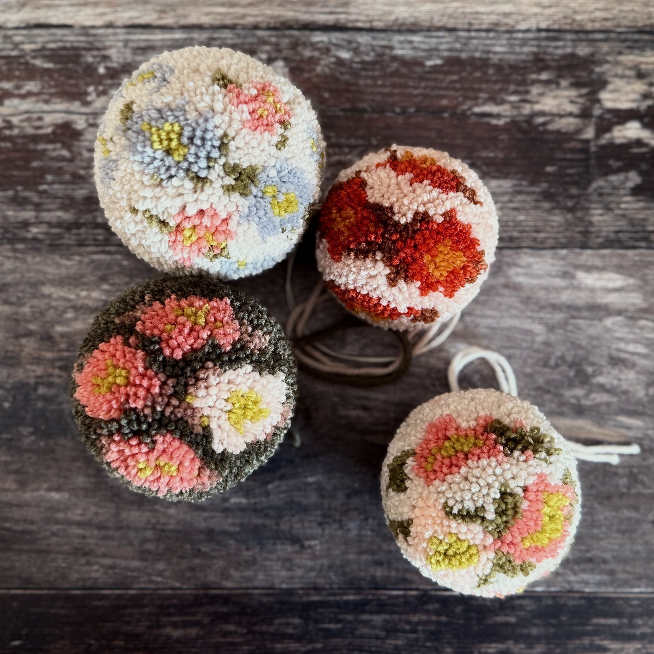 Floral Pom Art