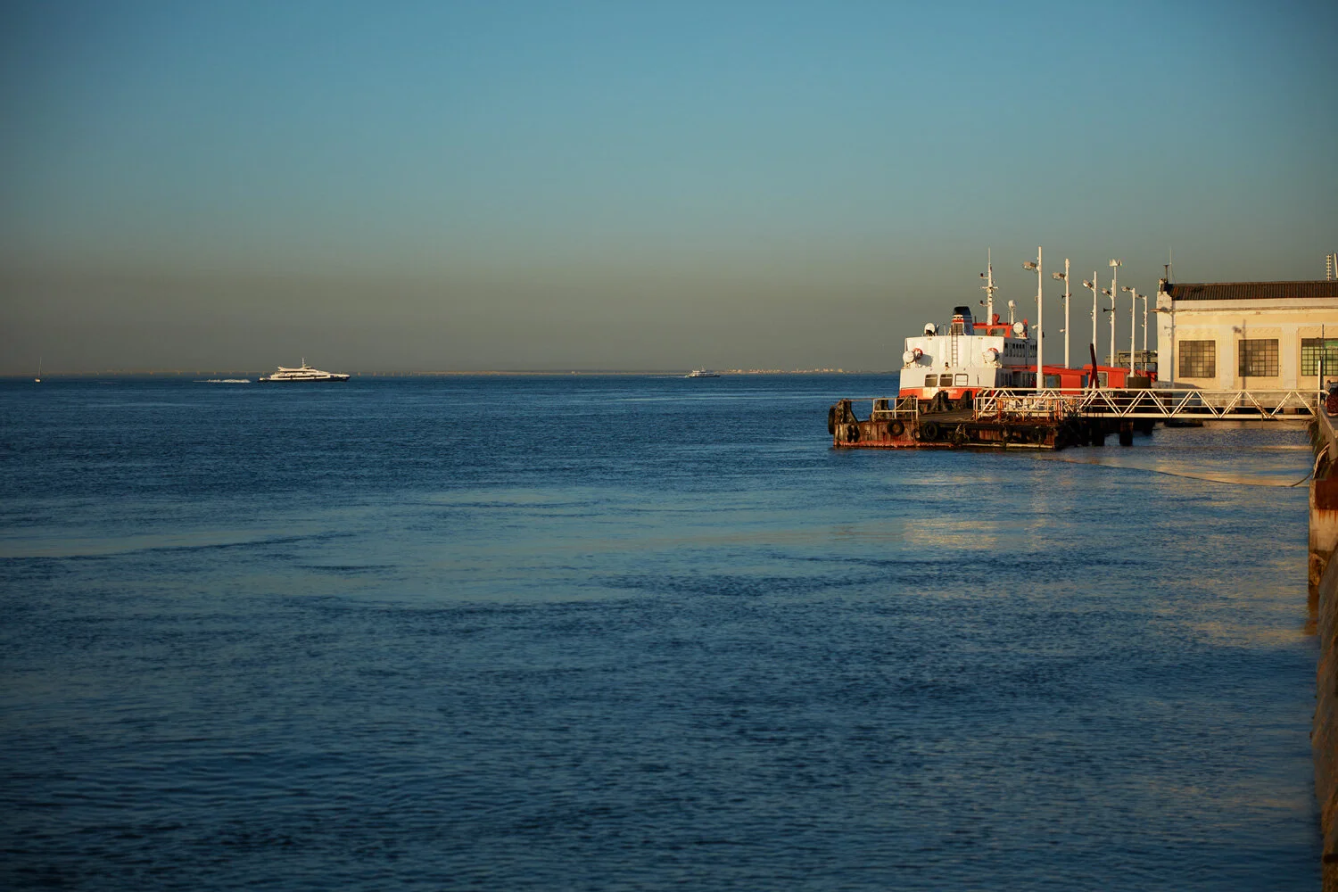 Olivia-Beasley-landscape-tagus-river-0699.jpg