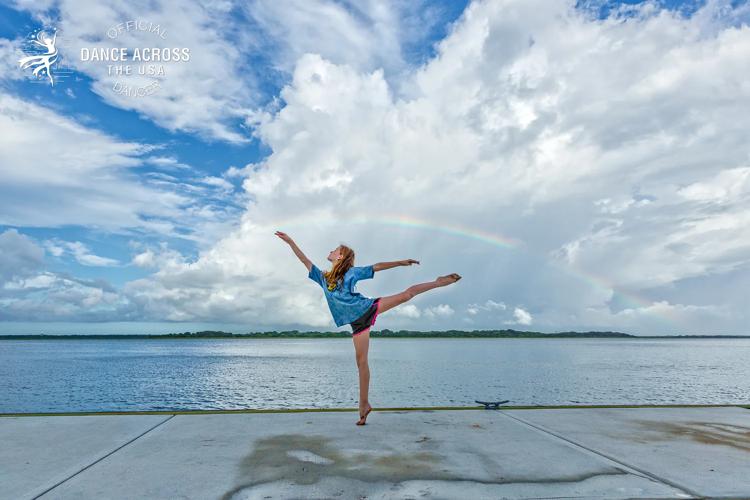 As we were leaving the island, a rainbow appeared, which we just had to capture as well. What a way to end our cross-country journey!