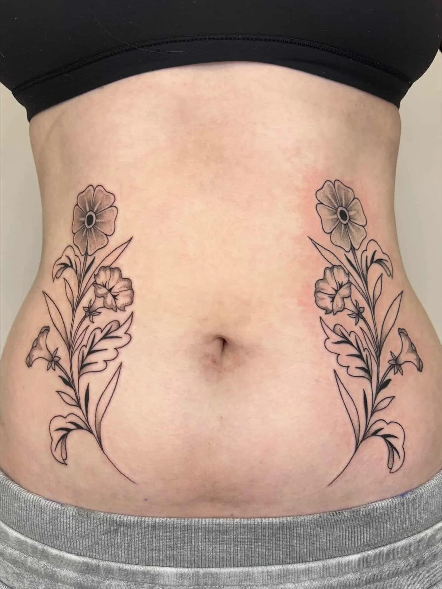 Tattoos by @laurelsextondesigns 

#blacklistink#blacklistinktattoo#tattoocollective#tattoostudio#tattooshop#tattooartist#tattoo#inked#jomo#creativecommunity#417tattoo