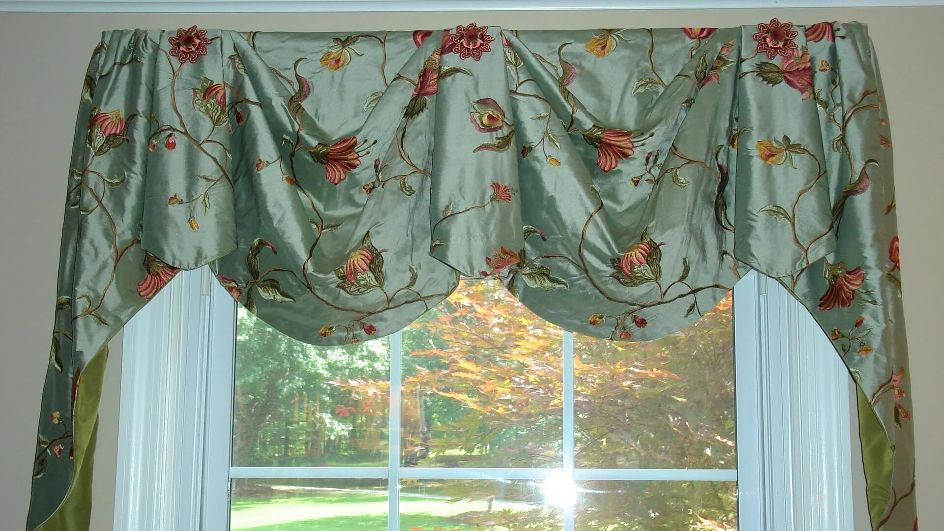 Dining Room Window Treatment