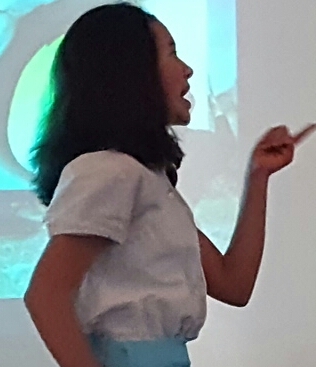 Rose lecturing.jpg