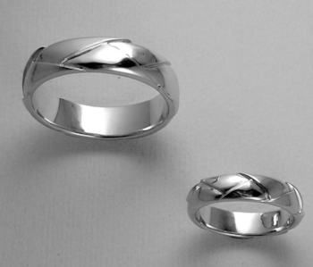 gold leaf braided 14k band.png