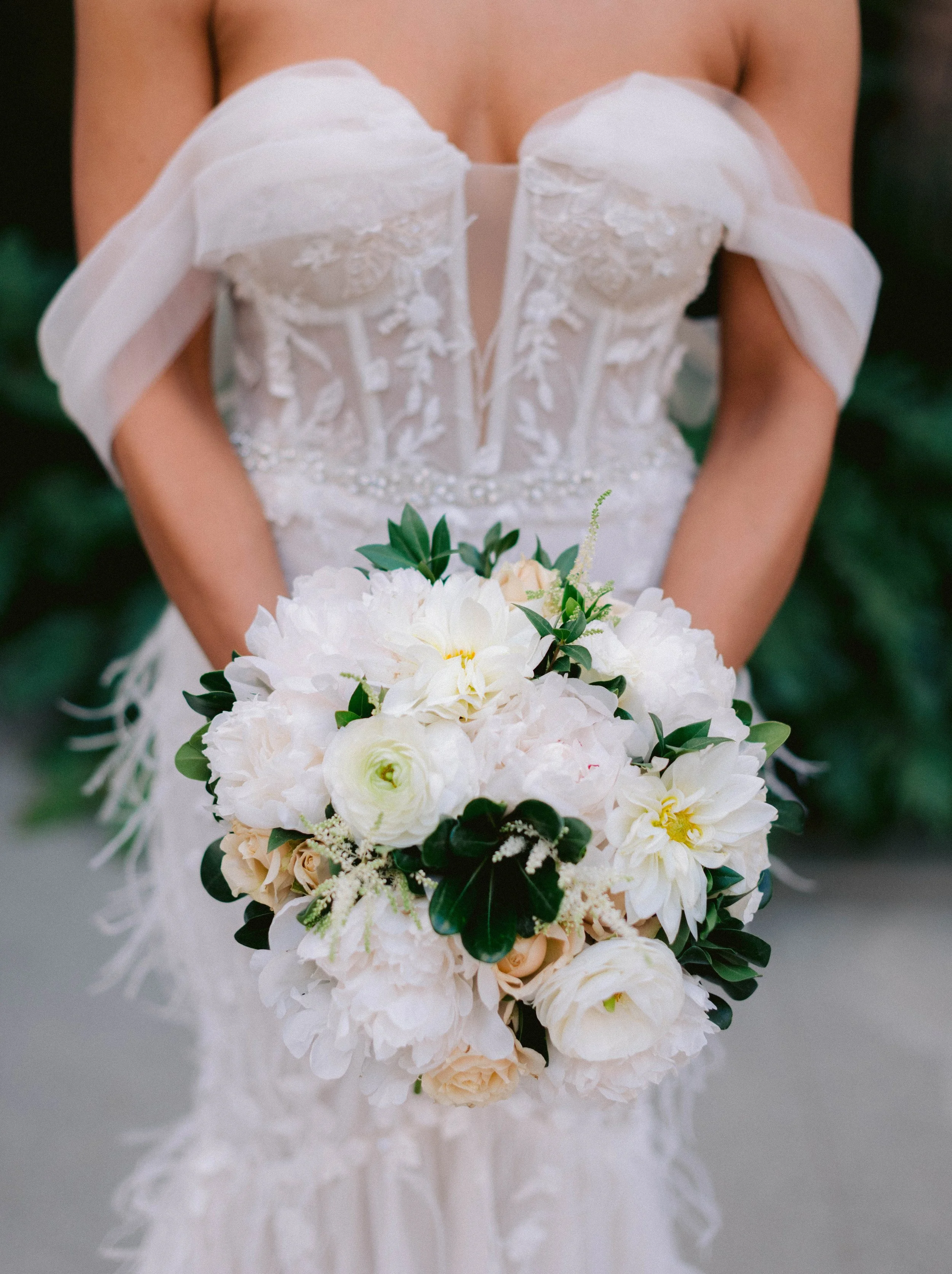 Paris Photographer Rachel McCarthy | Best Paris Wedding Photographer