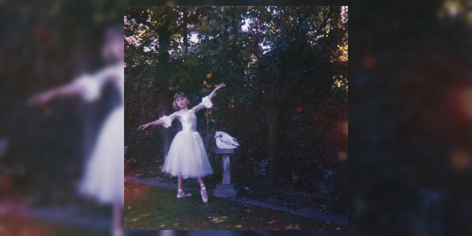 Albumism_WolfAlice_VisionsOfALife_MainImage.jpg