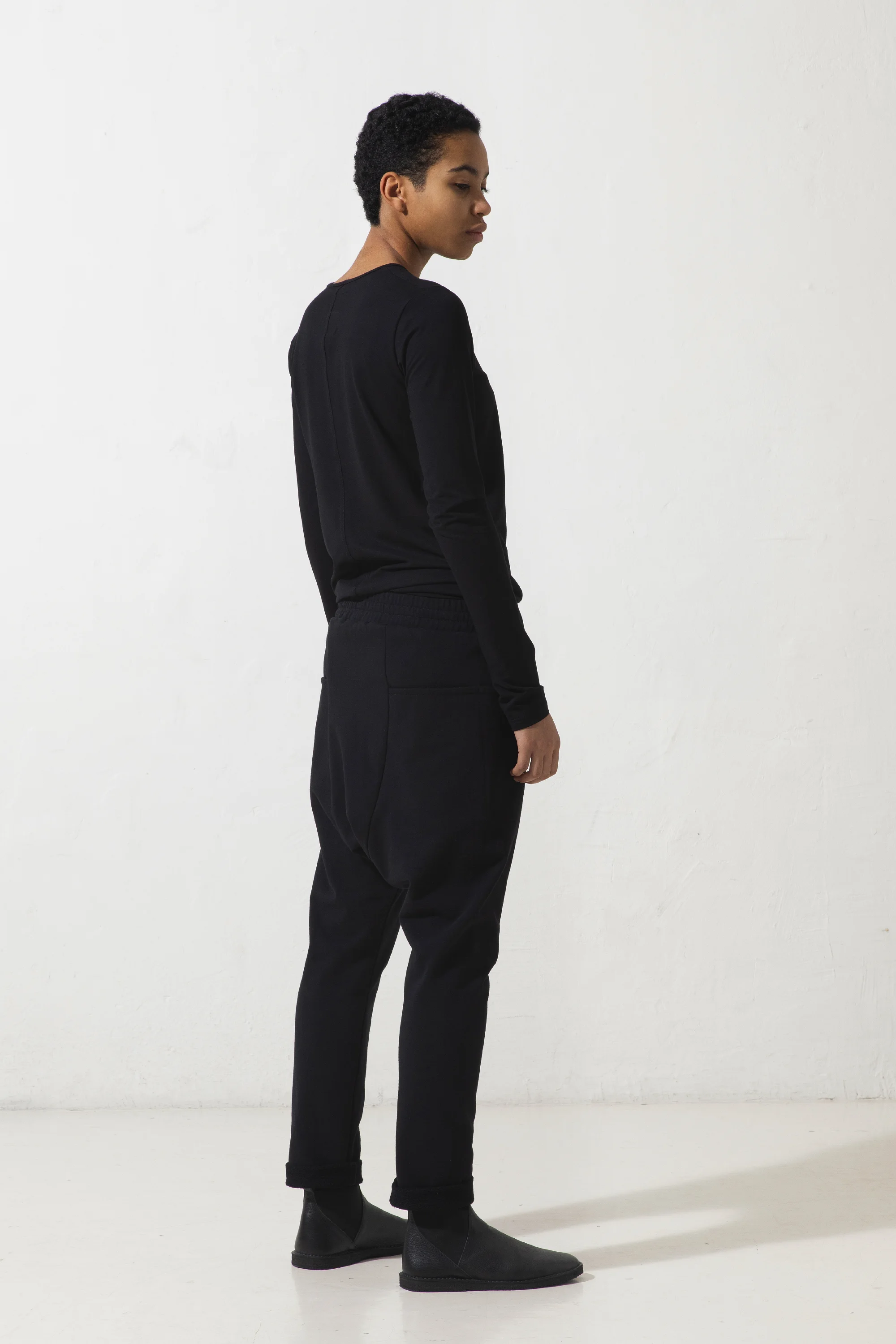 nomennescio_716_sweat_pants_w_4.jpg