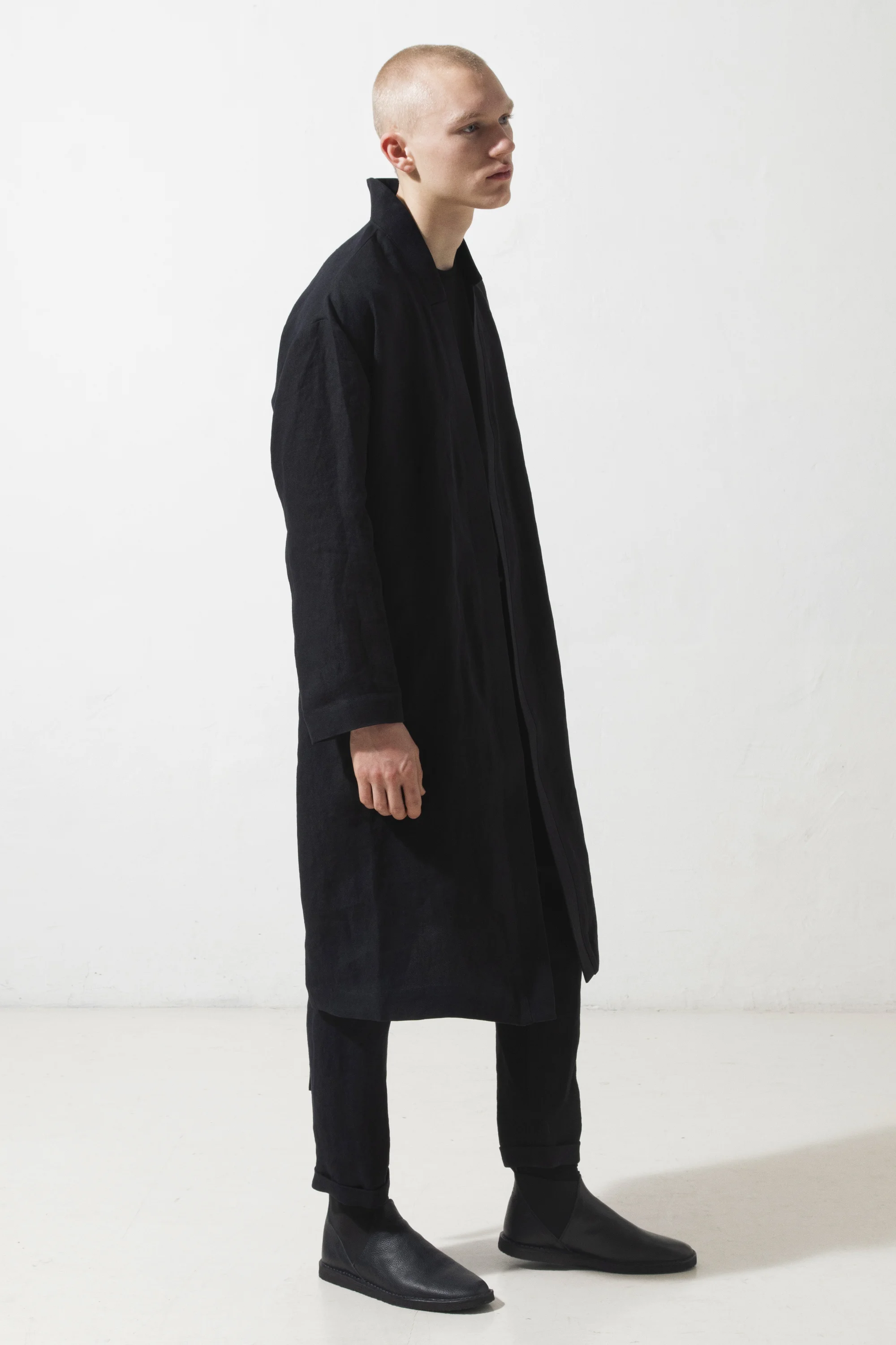 nomennescio_119A_belted_robe_m_1.jpg