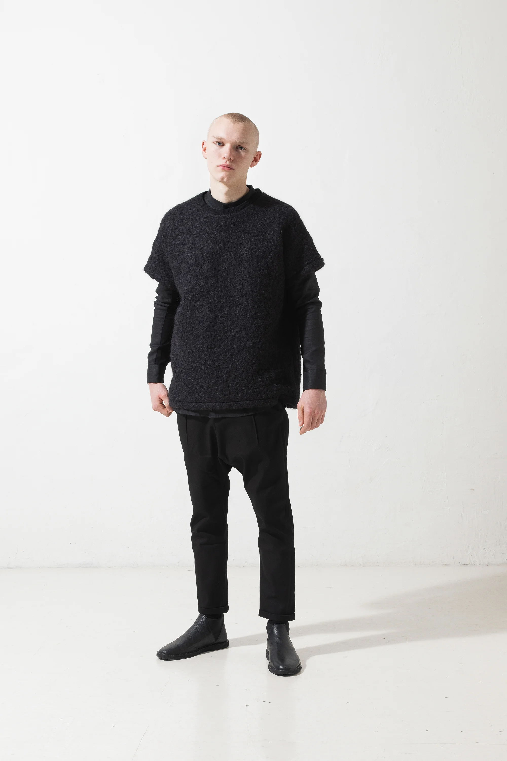 nomennescio_434_fluffy_t-shirt_m_1.jpg