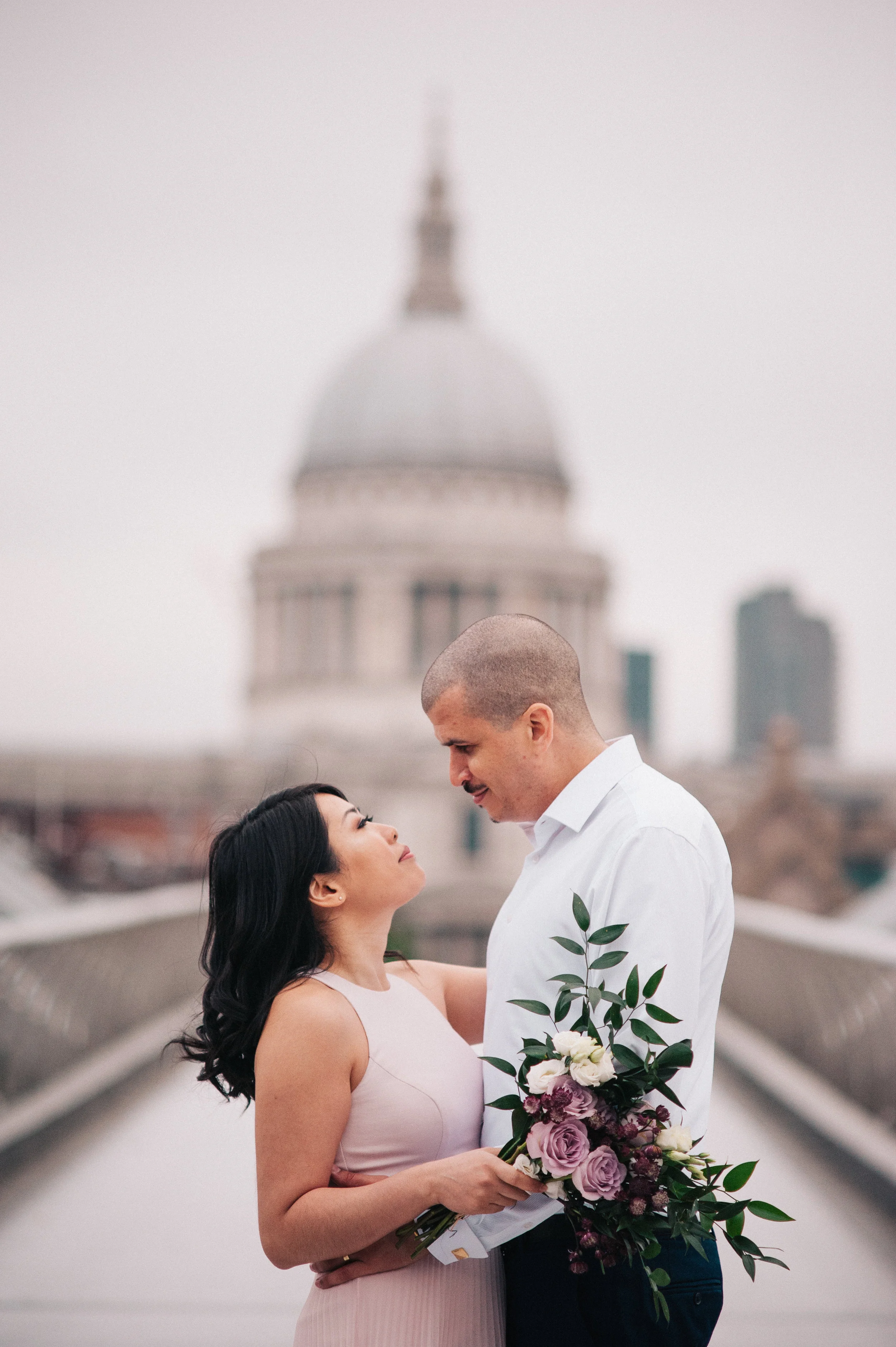 A London England Destination Engagement Session