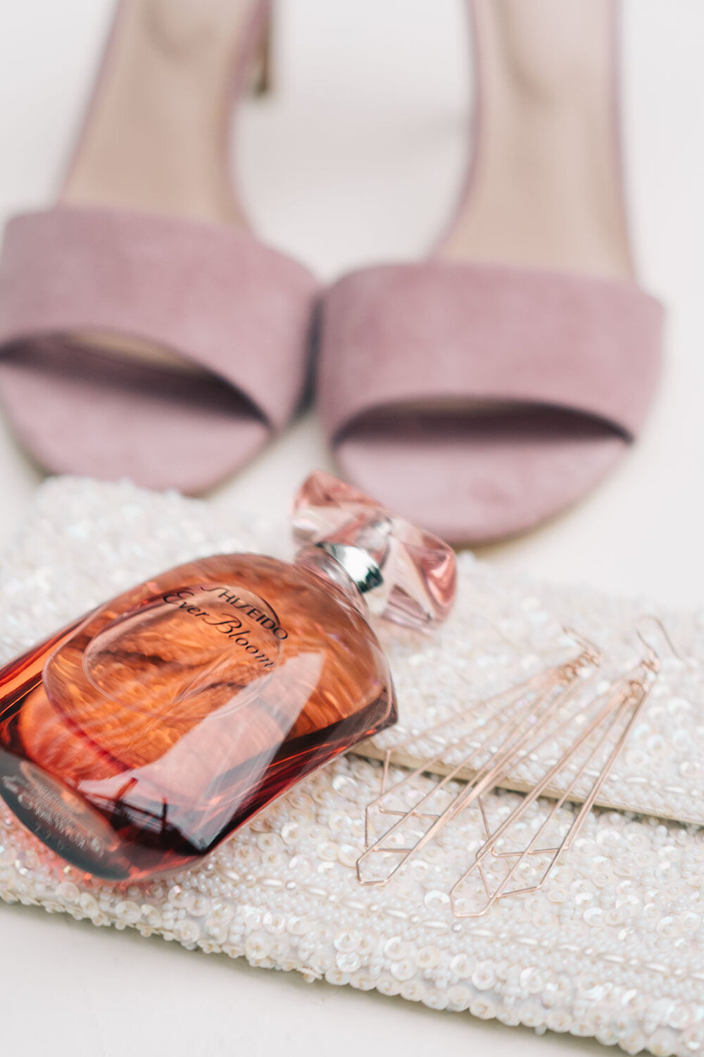 Toronto bride's wedding day accessories and shoes