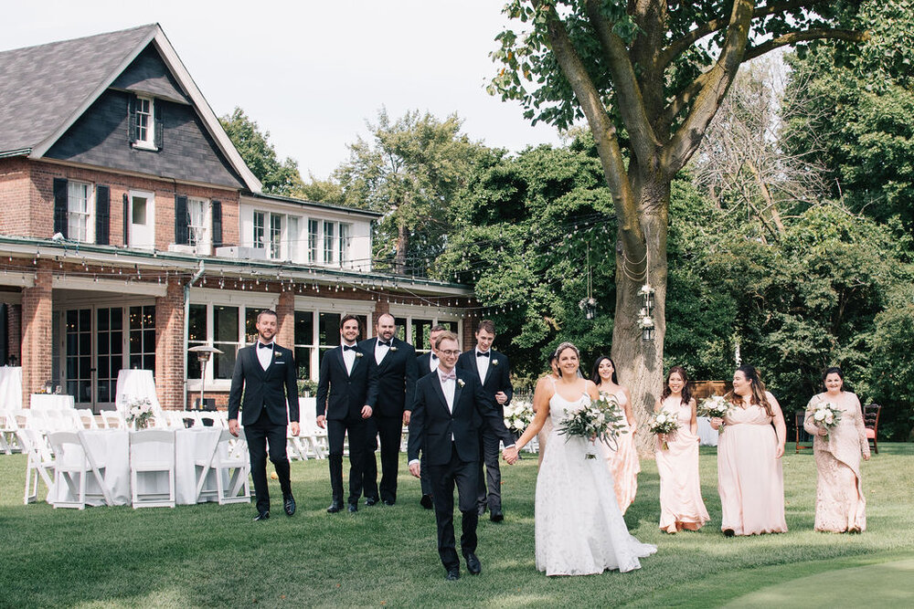 Elegant bridal party for couple's summer wedding at Toronto Golf Club photographed by Toronto Wedding Photographers, Ugo Photography