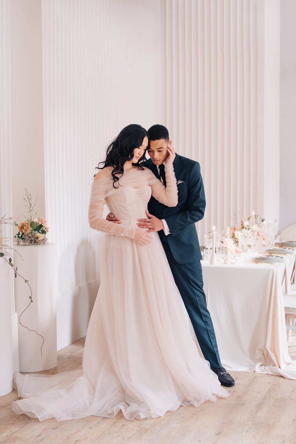 Elegant wedding ceremony in the heart of downtown Toronto photographed by Toronto wedding photographers, Ugo Photography