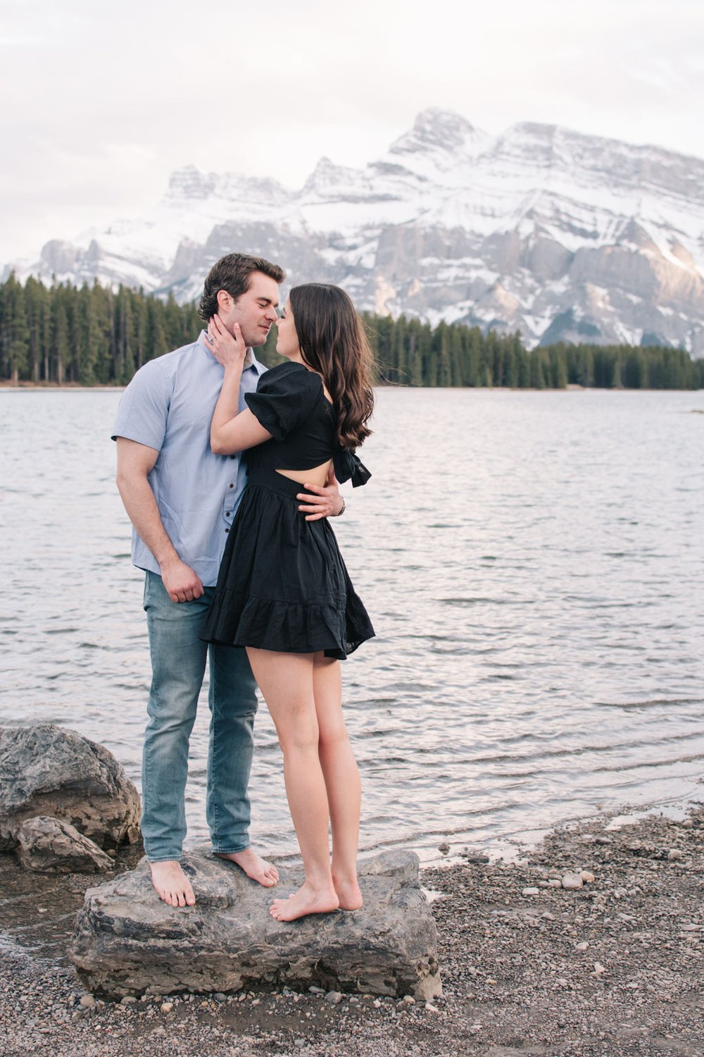 Romantic sunset engagement session in Canada's Banff National Park photographed by Toronto wedding photographers, Ugo Photography