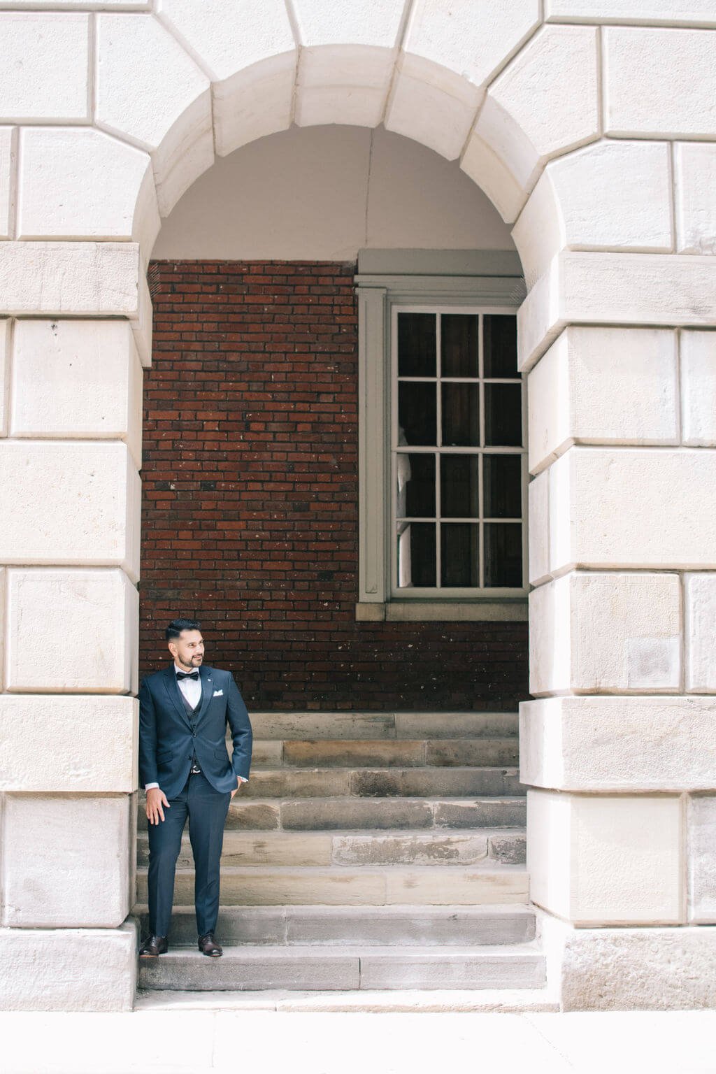 Elegant Toronto wedding photography by Toronto wedding photographers, Ugo Photography