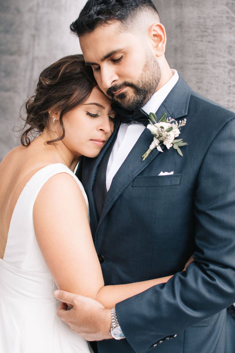 Timeless Toronto wedding photography by Toronto wedding photographers, Ugo Photography