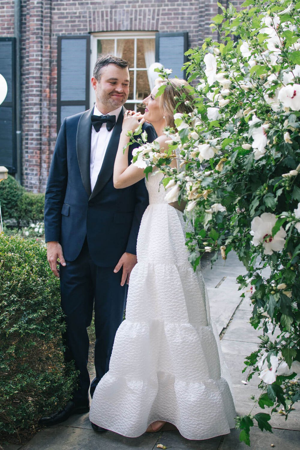 Elegant Toronto Golf Club wedding photographed by Toronto wedding photographers, Ugo Photography