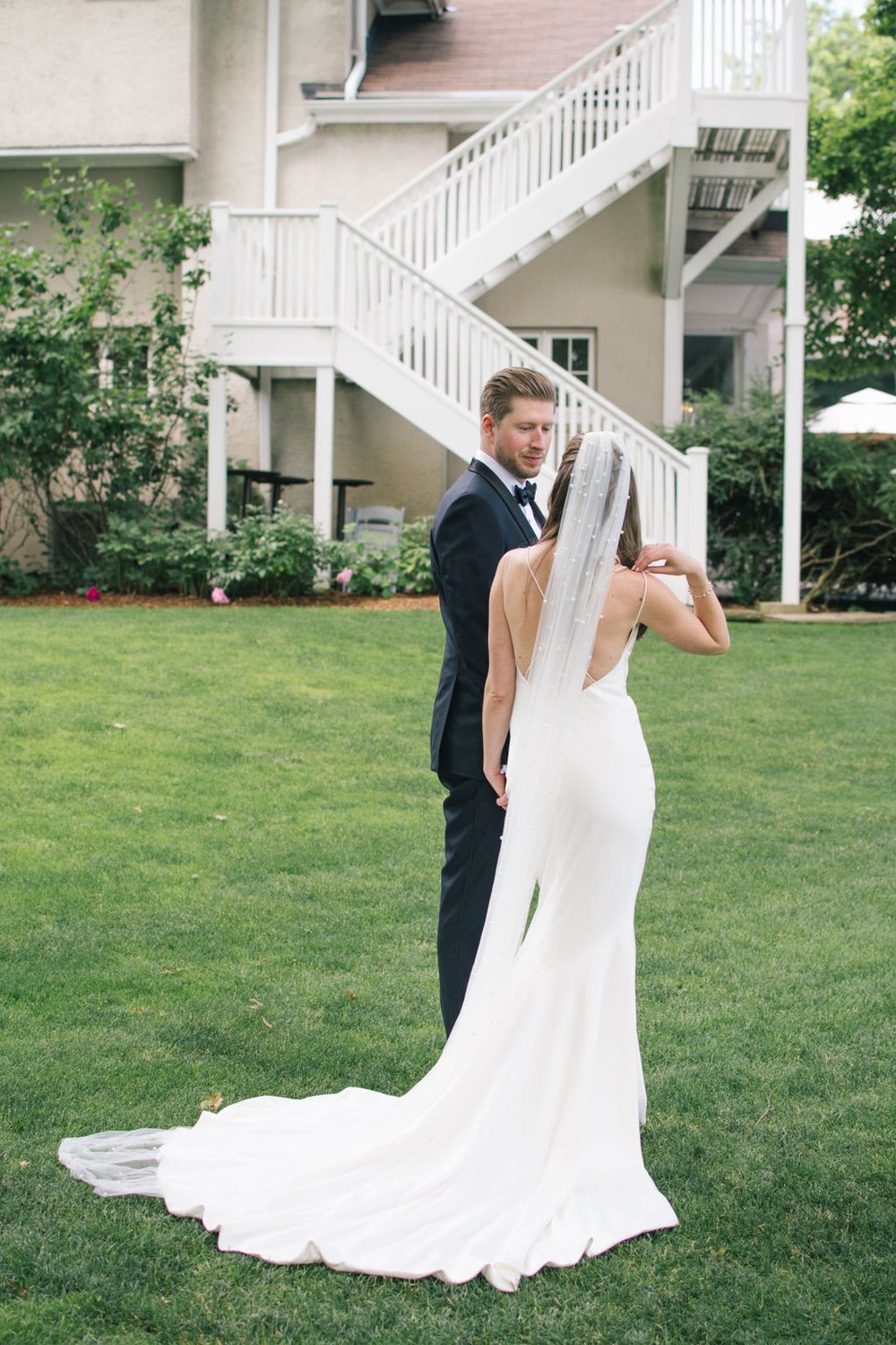 Effortlessly Chic Summer Wedding at The Toronto Hunt Club