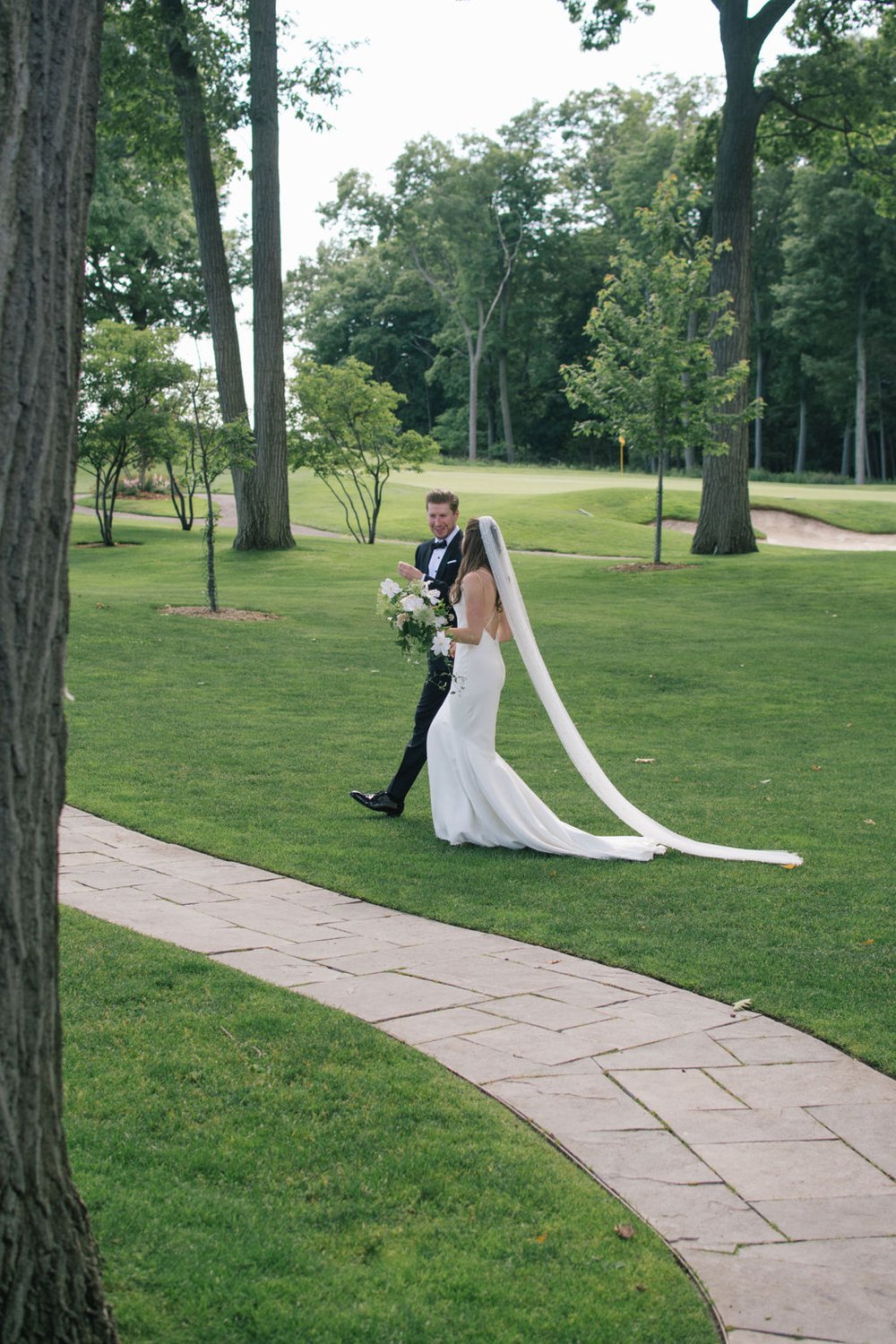 Effortlessly Chic Summer Wedding at The Toronto Hunt Club