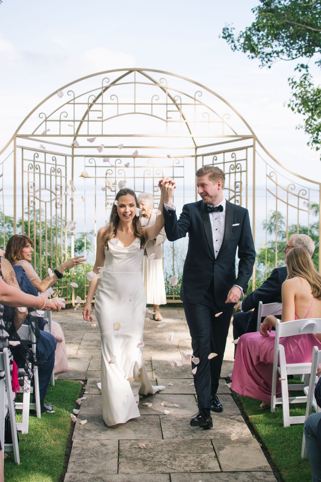 Effortlessly Chic Summer Wedding at The Toronto Hunt Club