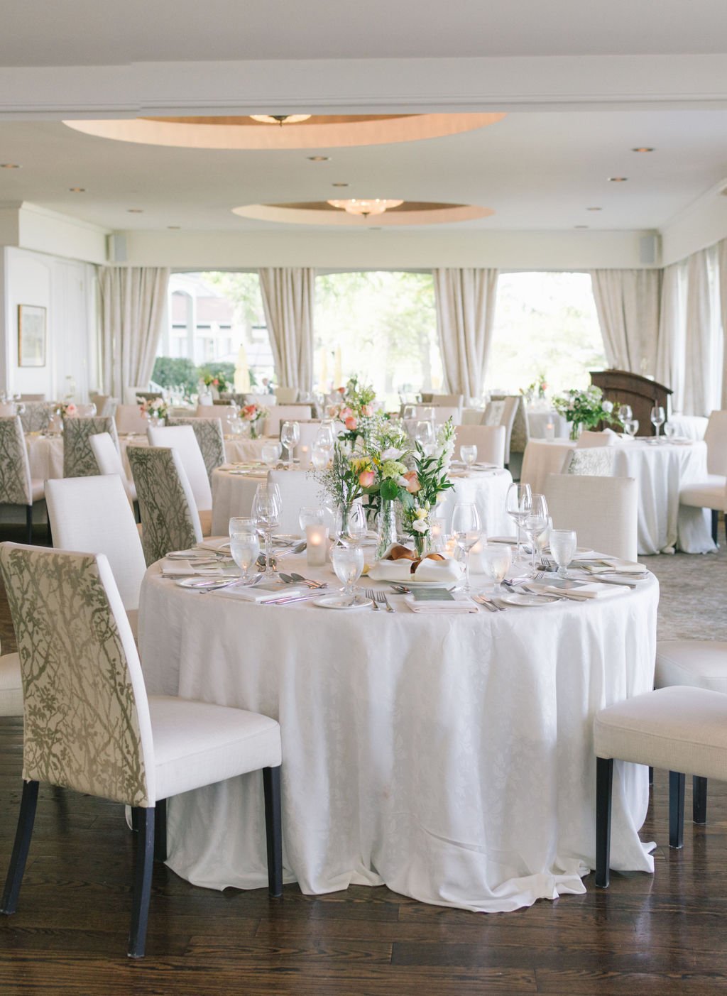 Effortlessly Chic Summer Wedding at The Toronto Hunt Club