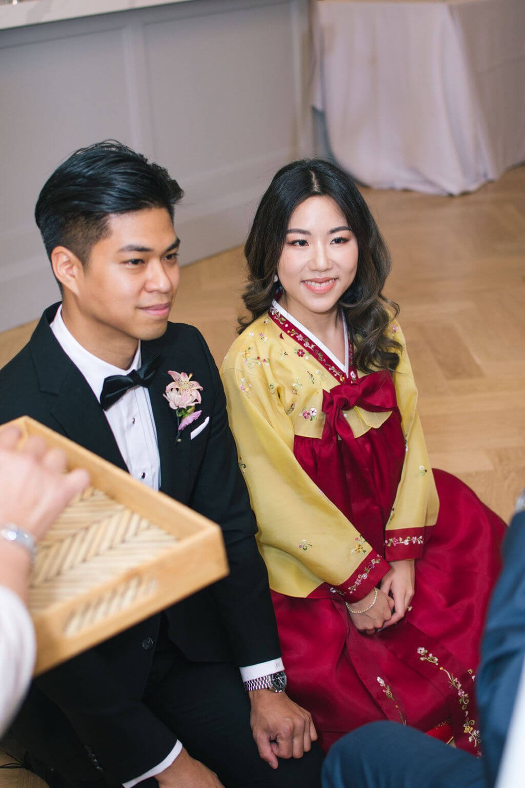 Traditional tea ceremony during couple's chic wedding day at The Doctor's House