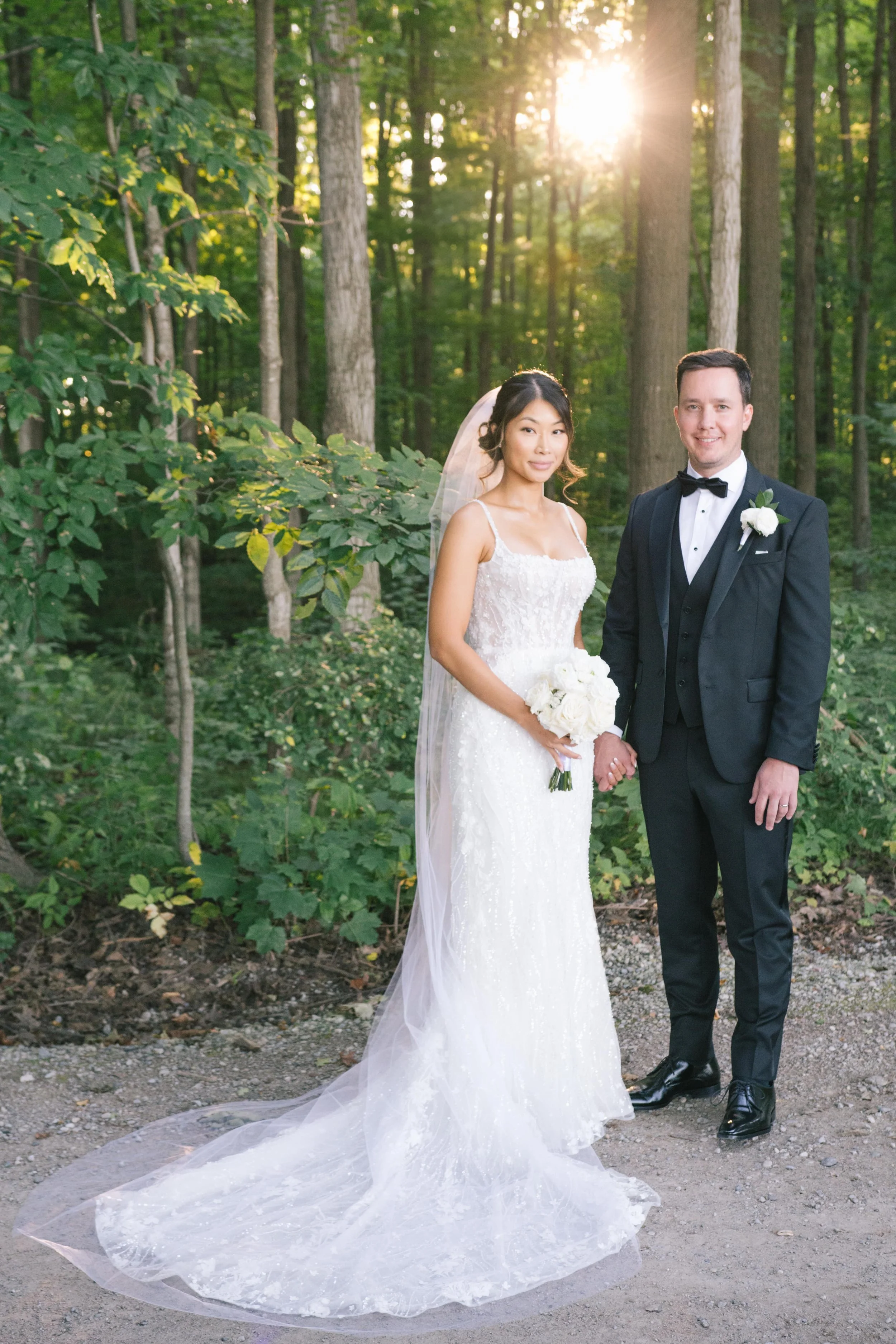 Modern fall wedding at The Whistle Bear Club