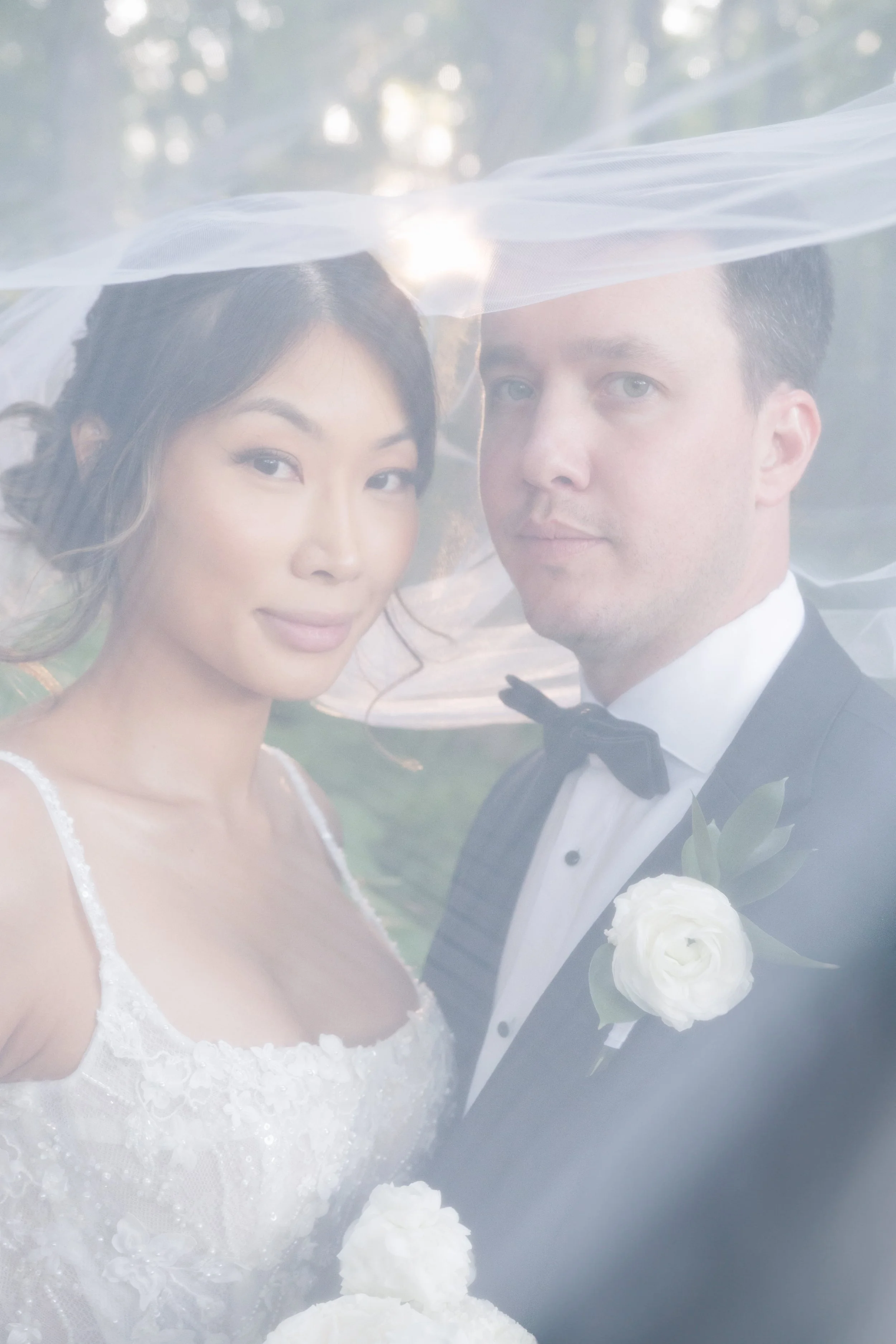 Modern fall wedding at The Whistle Bear Club
