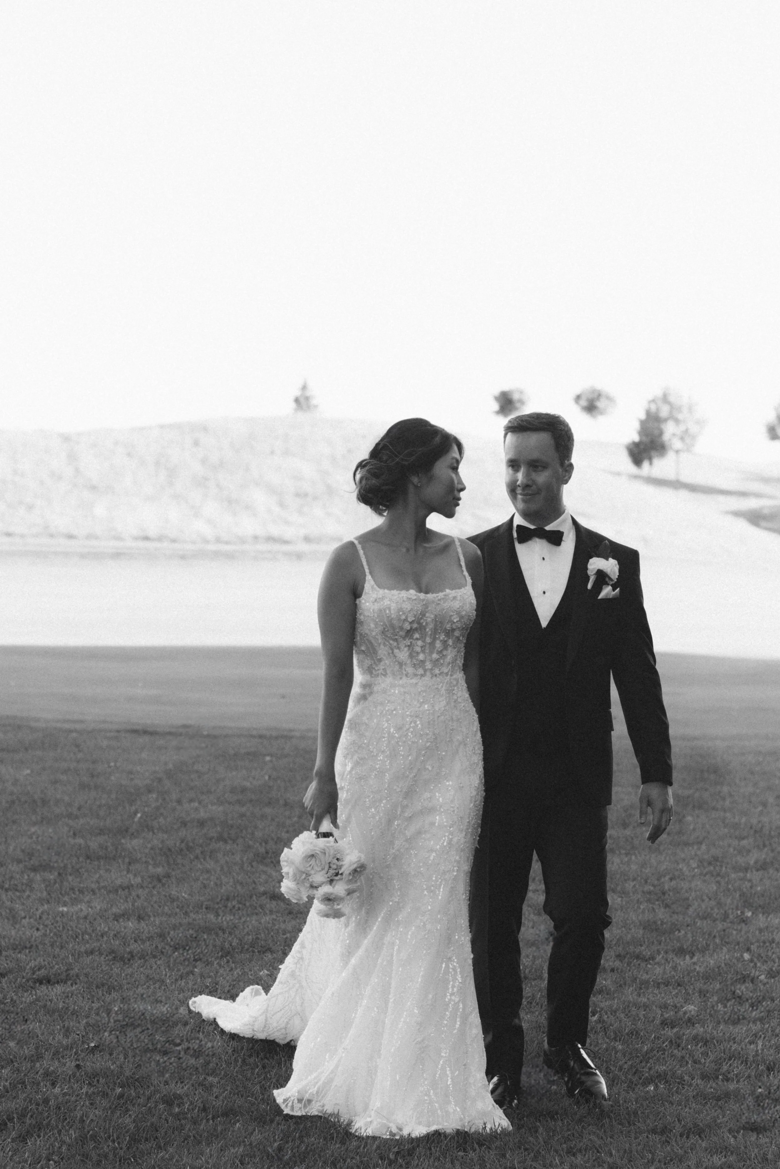 Modern fall wedding at The Whistle Bear Club