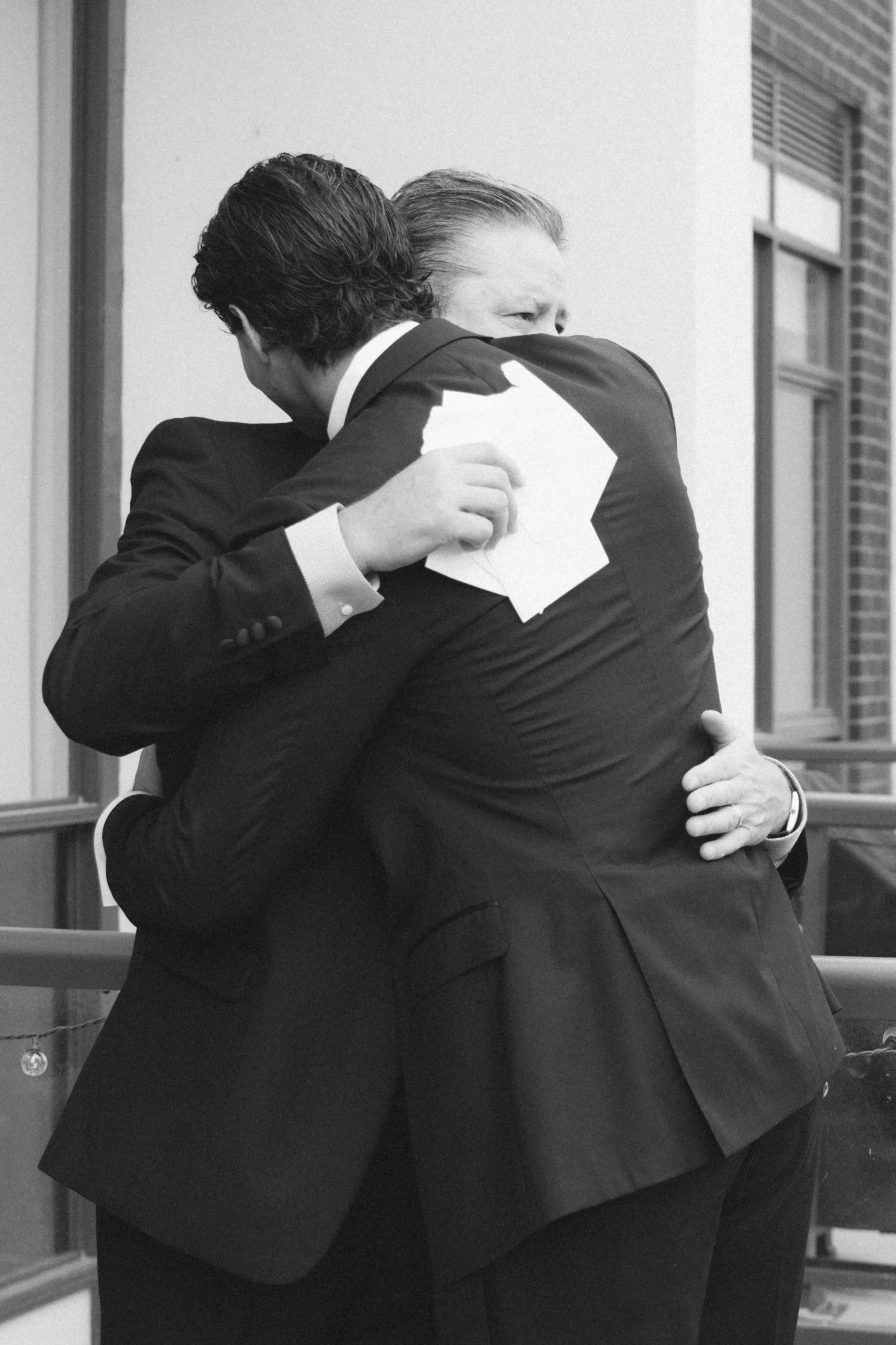 Modern black and white wedding at Three Feathers Terrace