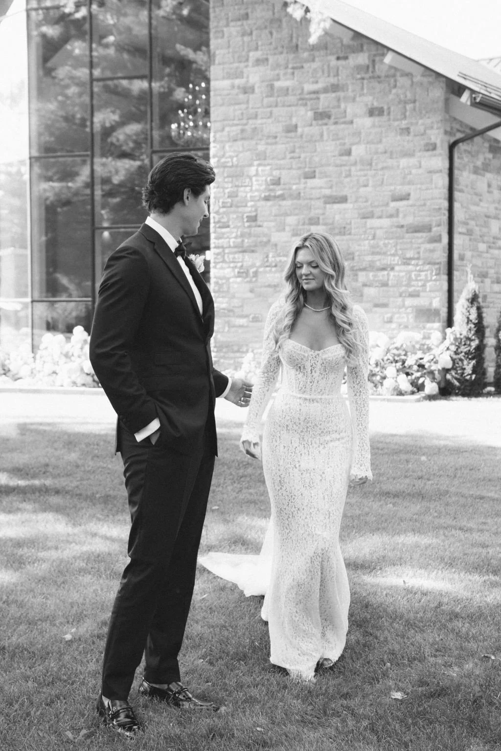 An Editorial Black and White Modern Wedding