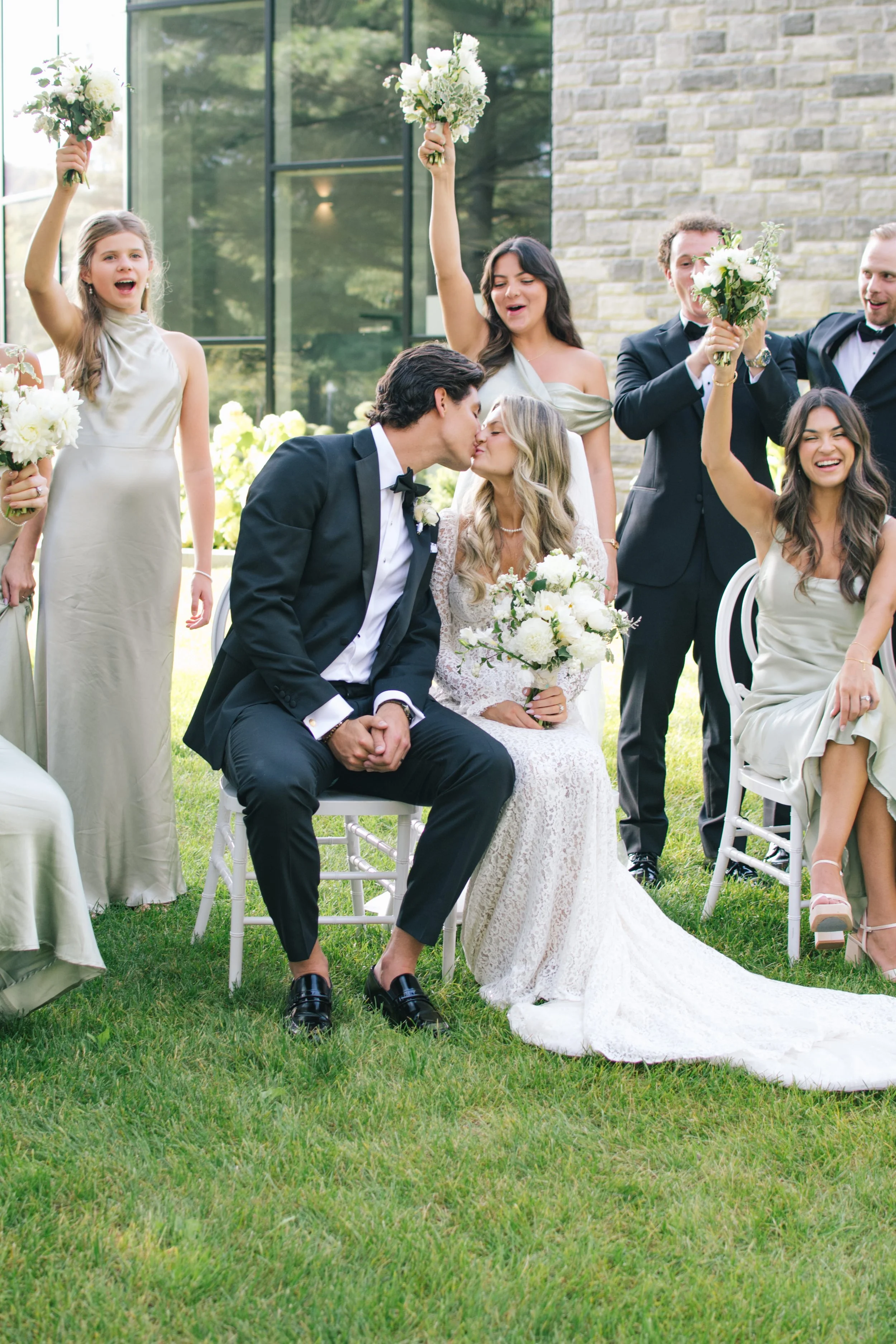 bride-groom-kiss-wedding-party-private-estate-wedding-ontario