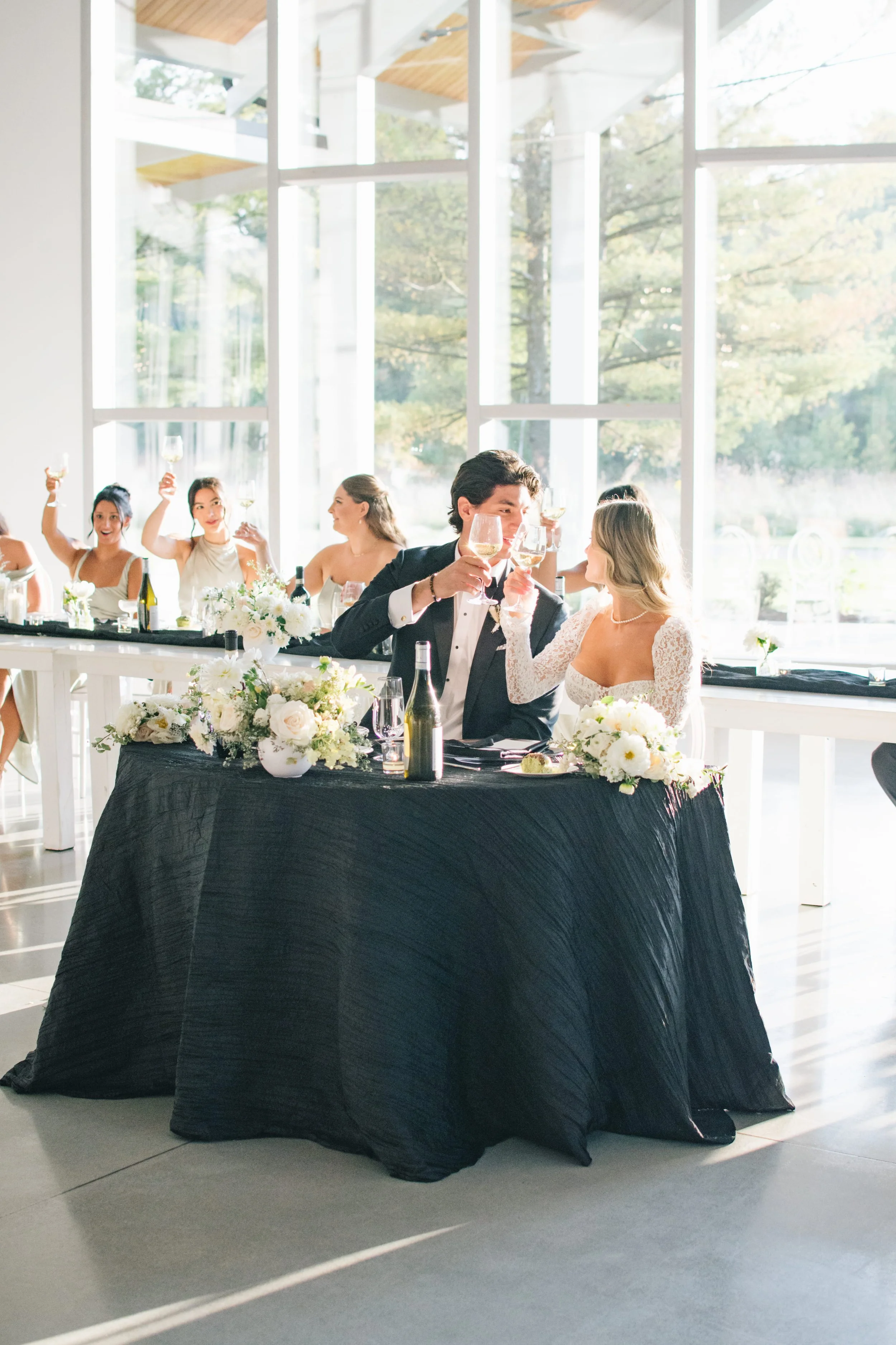 luxury-wedding-reception-toasts-candid
