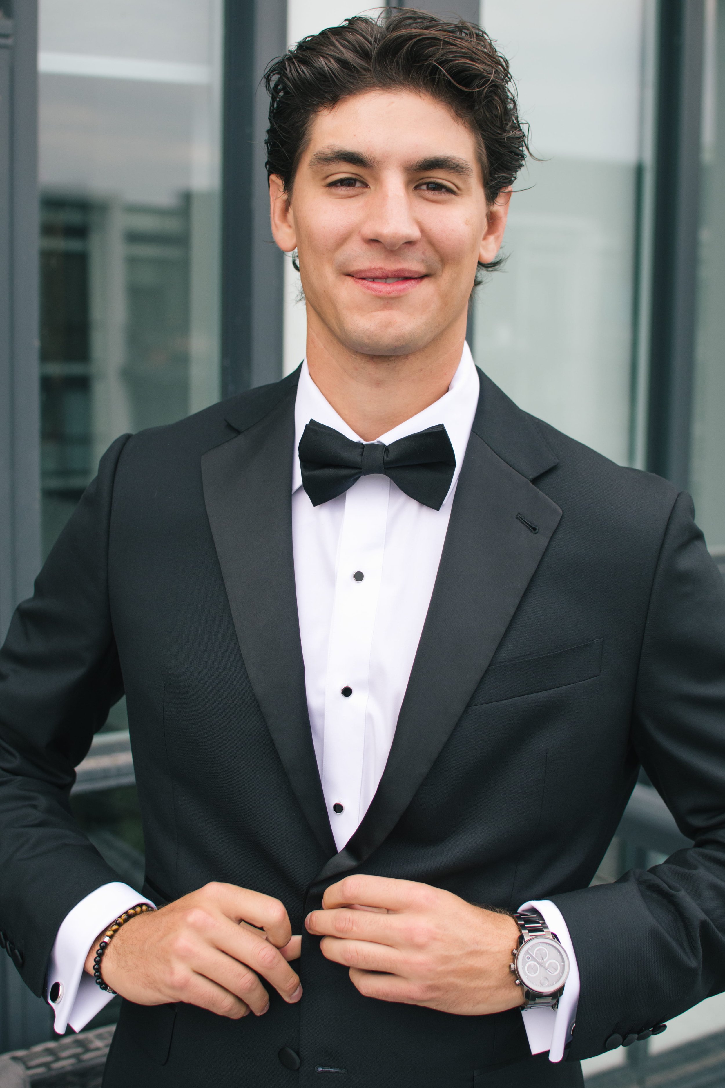 groom-portrait-tuxedo-private-estate-wedding