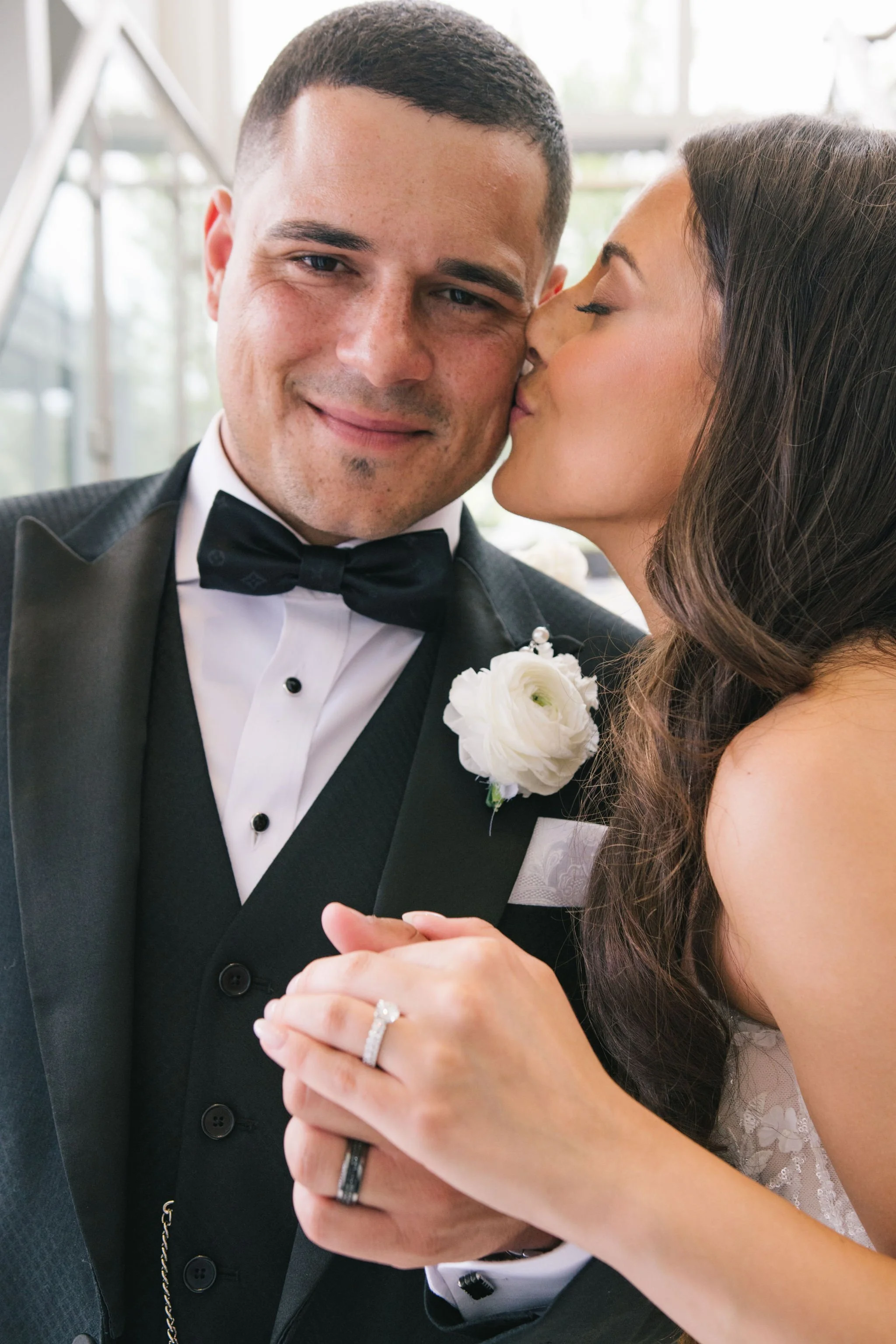 wedding-kiss-ceremony-exit-toronto-wedding-photographer