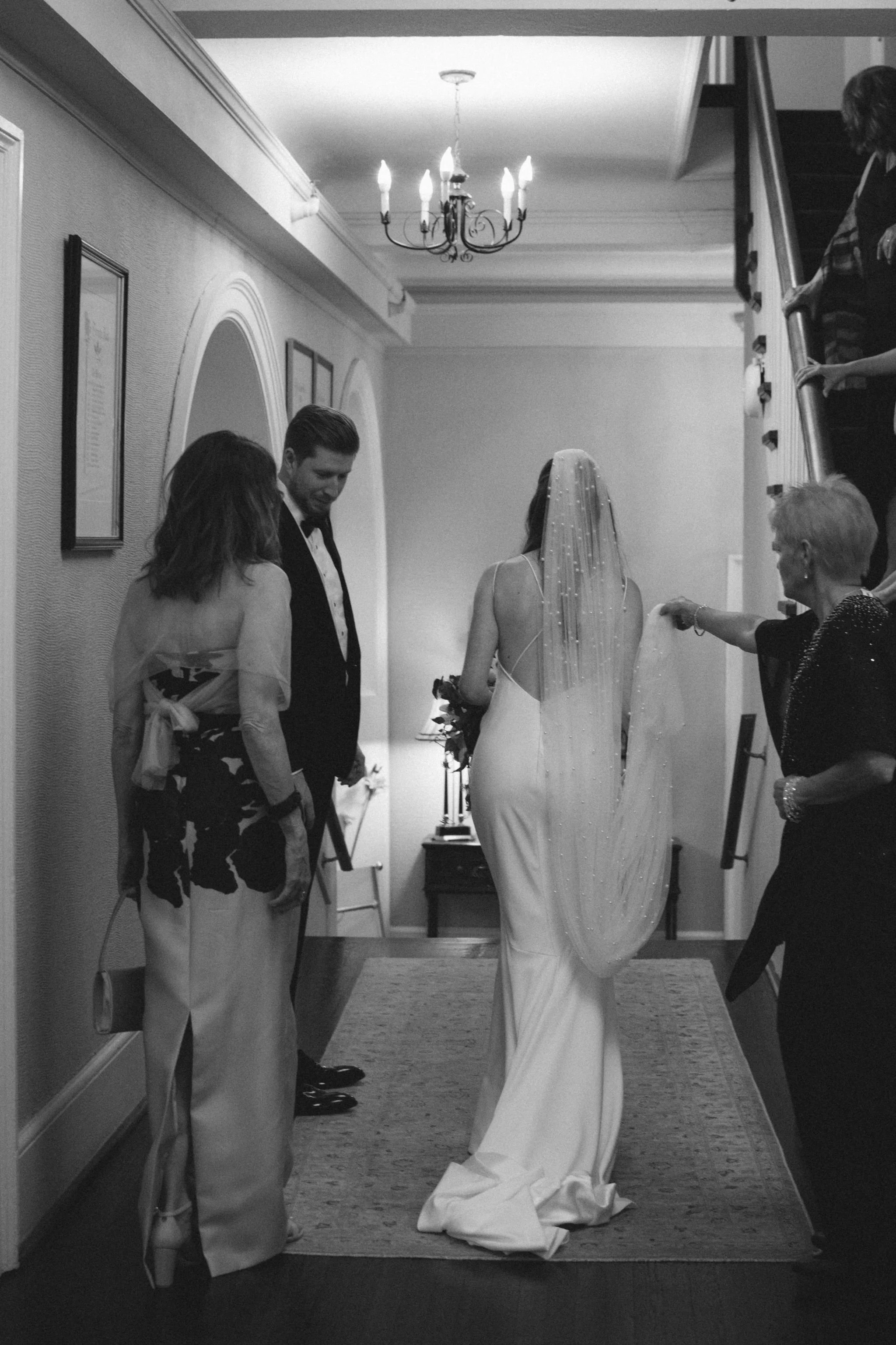 toronto-hunt-club-wedding-bride-walking-to-ceremony-black-and-white