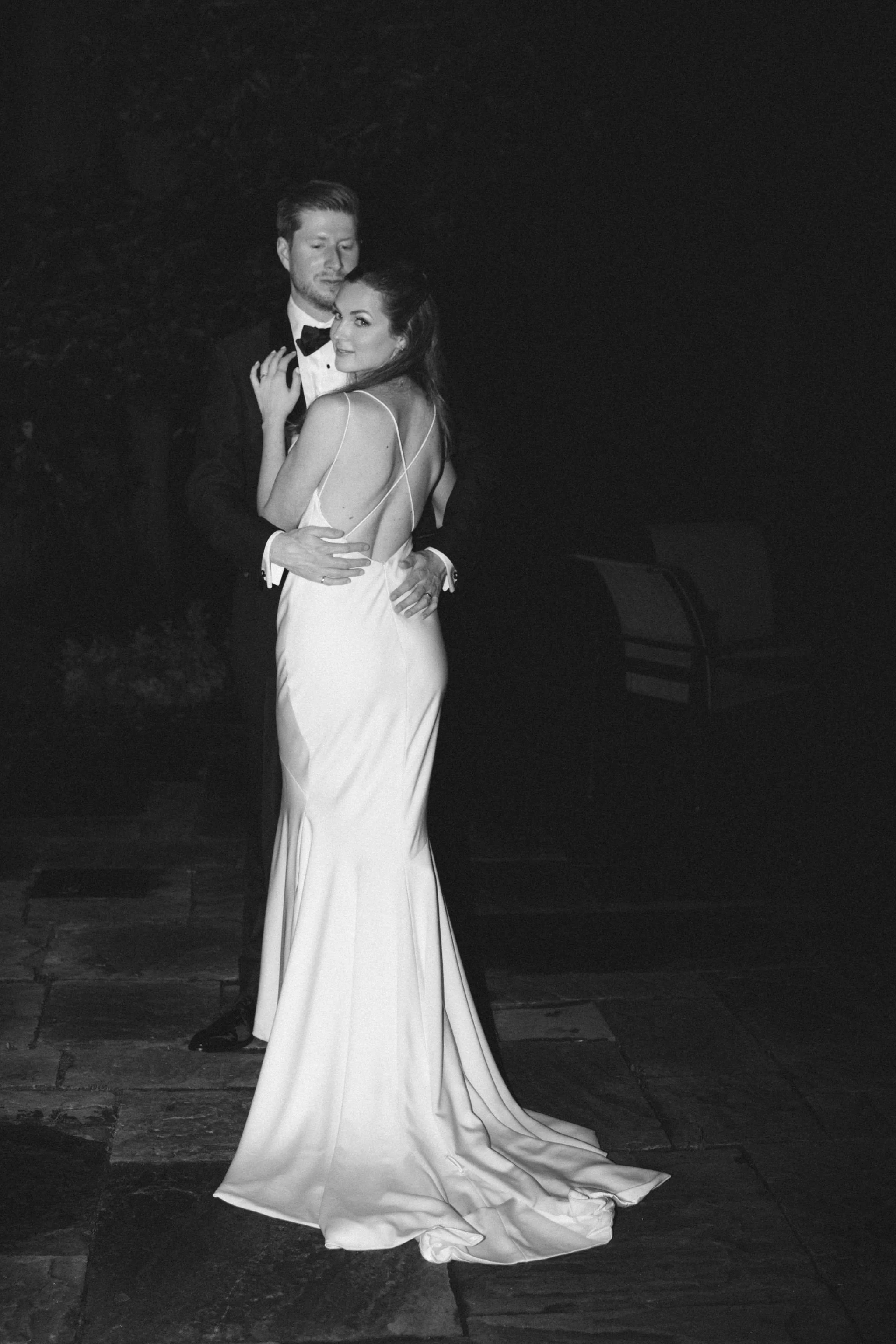 toronto-hunt-club-wedding-night-portrait-black-white