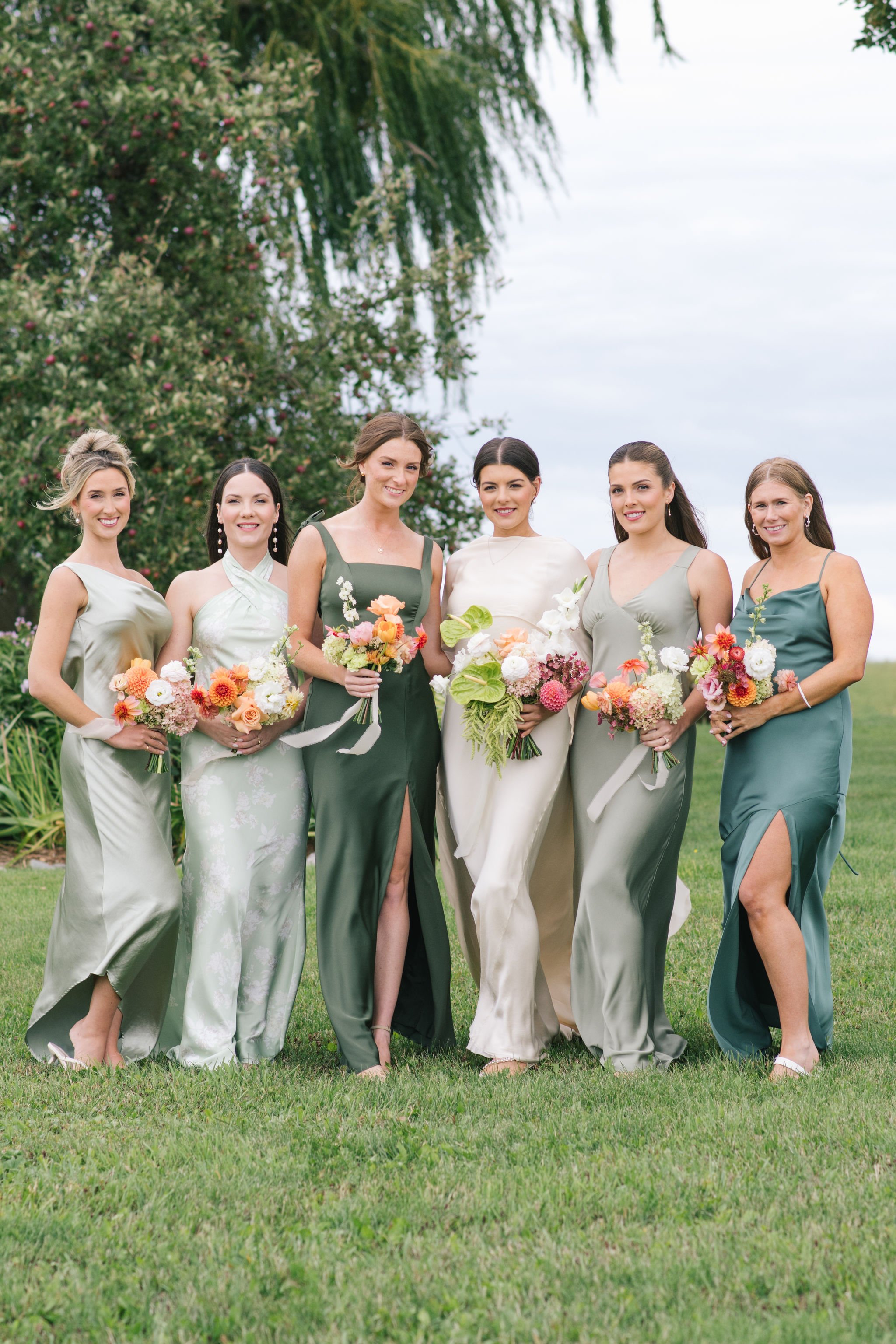 bridesmaids-cottagecore-wedding-collingwood-ontario