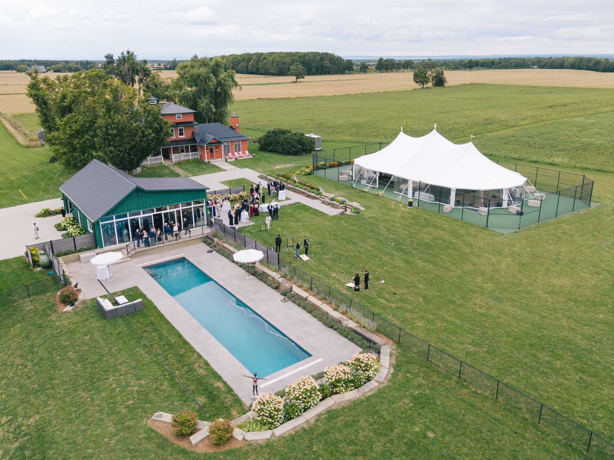 private-estate-tented-wedding-collingwood-ontario-aerial