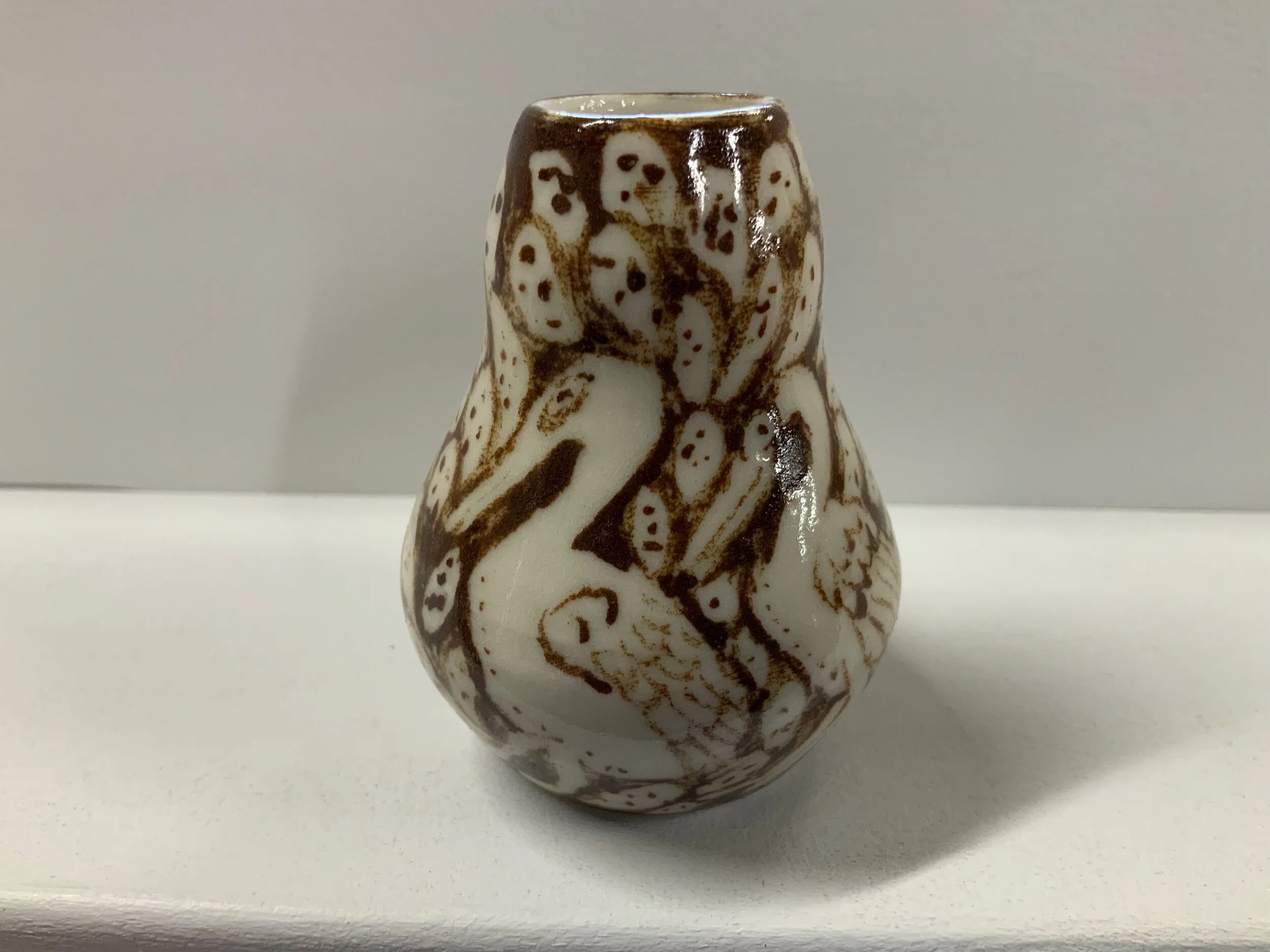 2ABD5FCD-12A3-466A-B712-3250E5ACB541