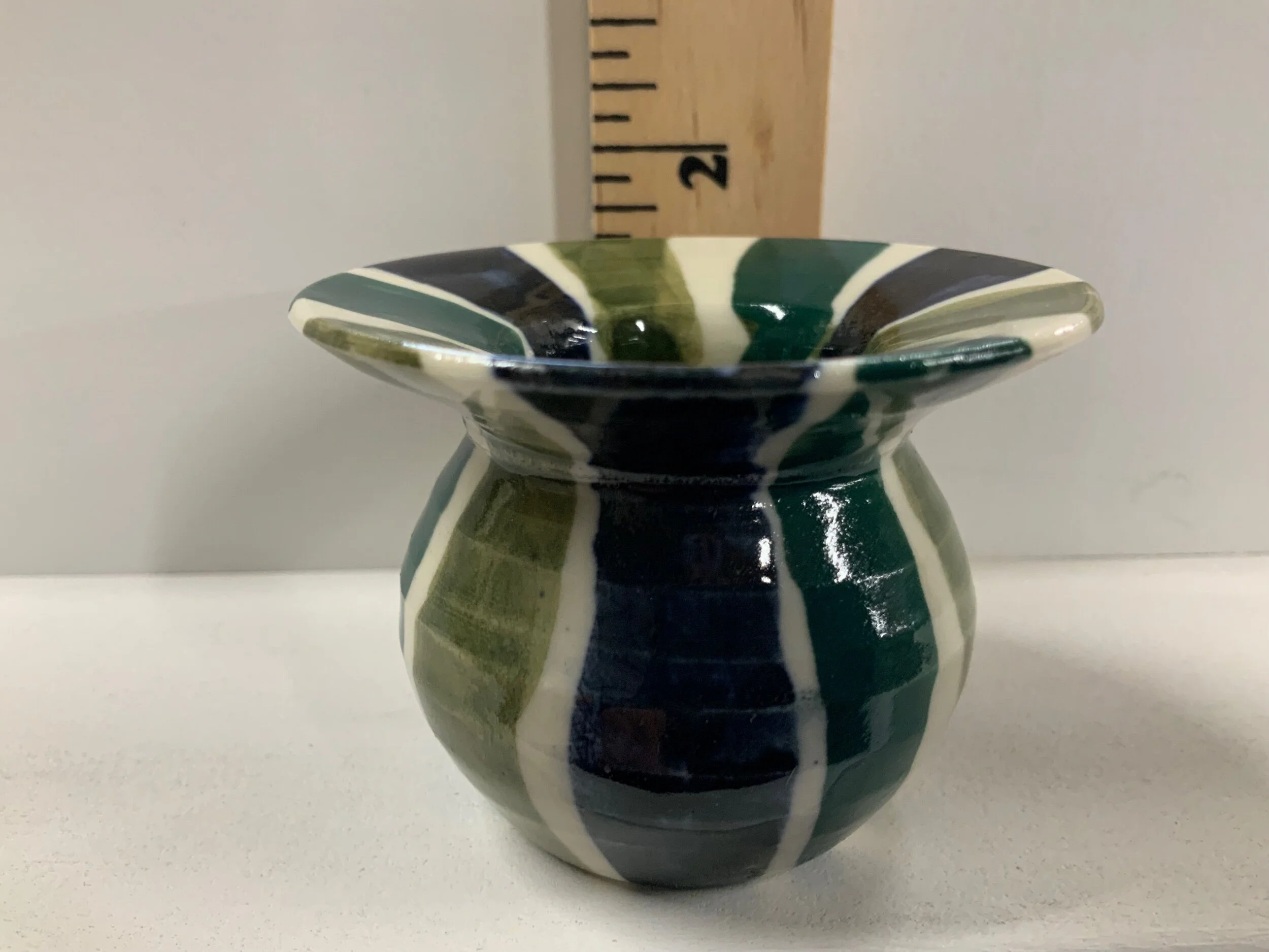 4AA74C56-B01B-494F-8993-4F6975390C3B