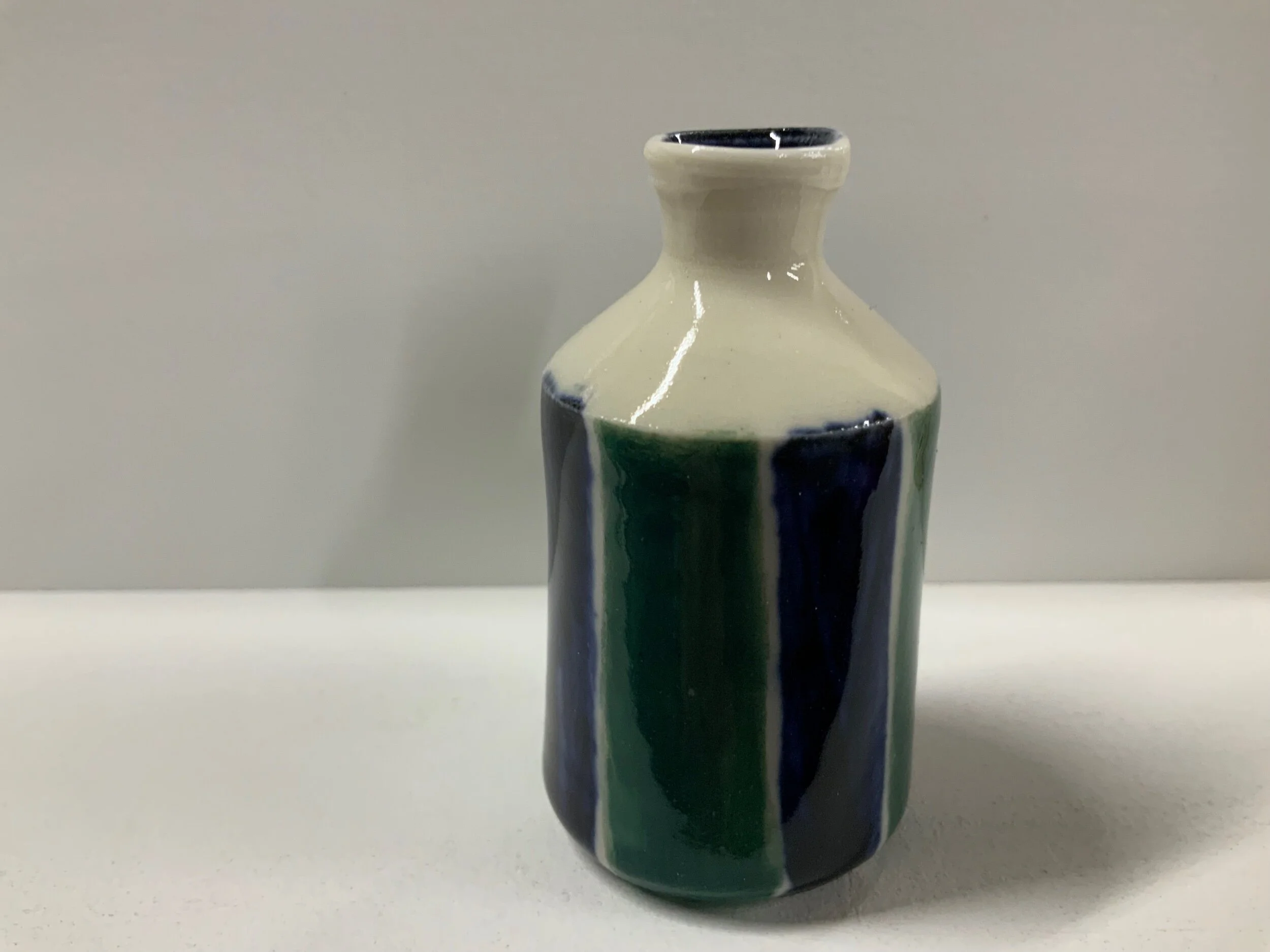 C4D5BF8A-1D80-4834-A07D-09623FFC2526