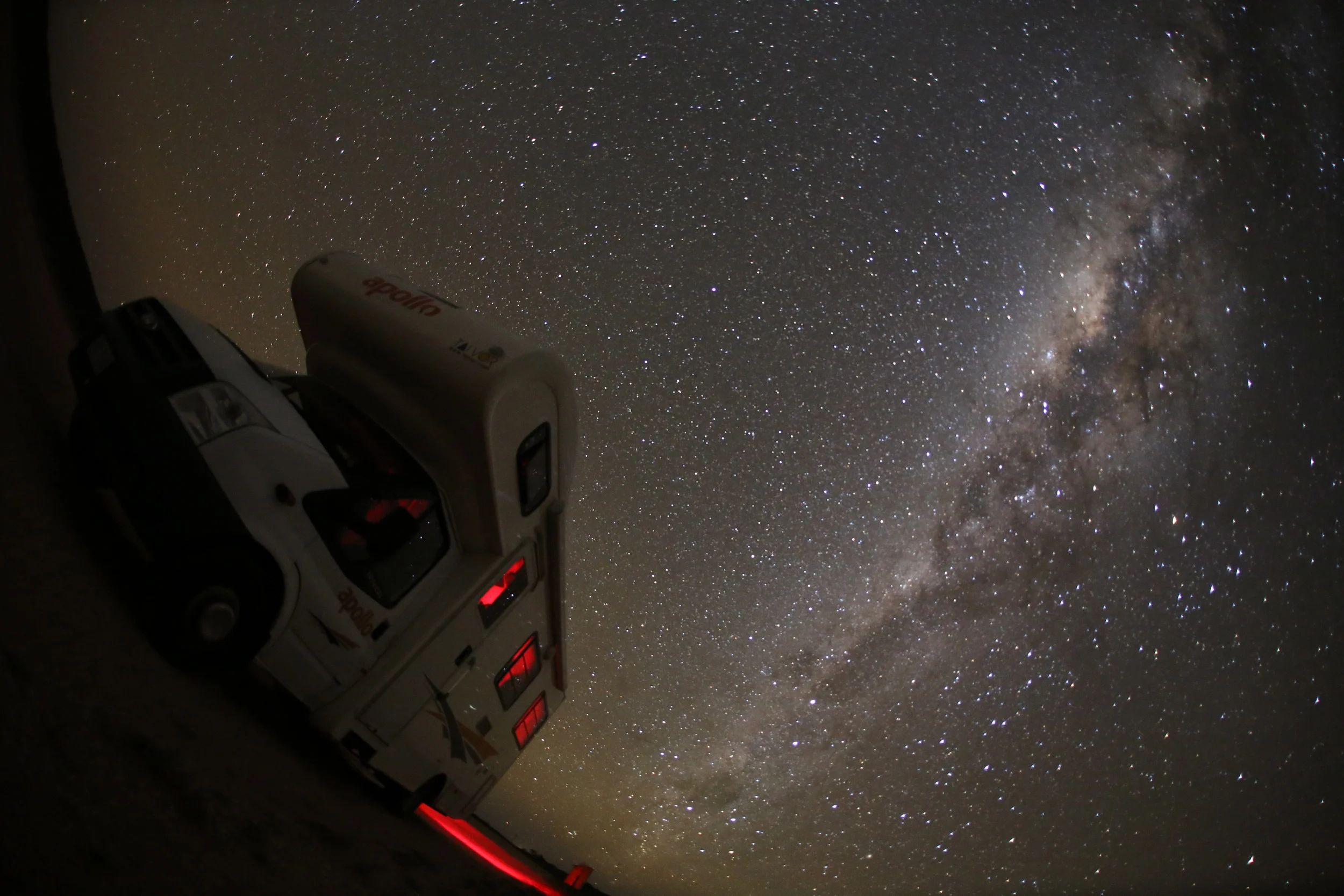 Broken_down_Aussie_Milky_Way.JPG