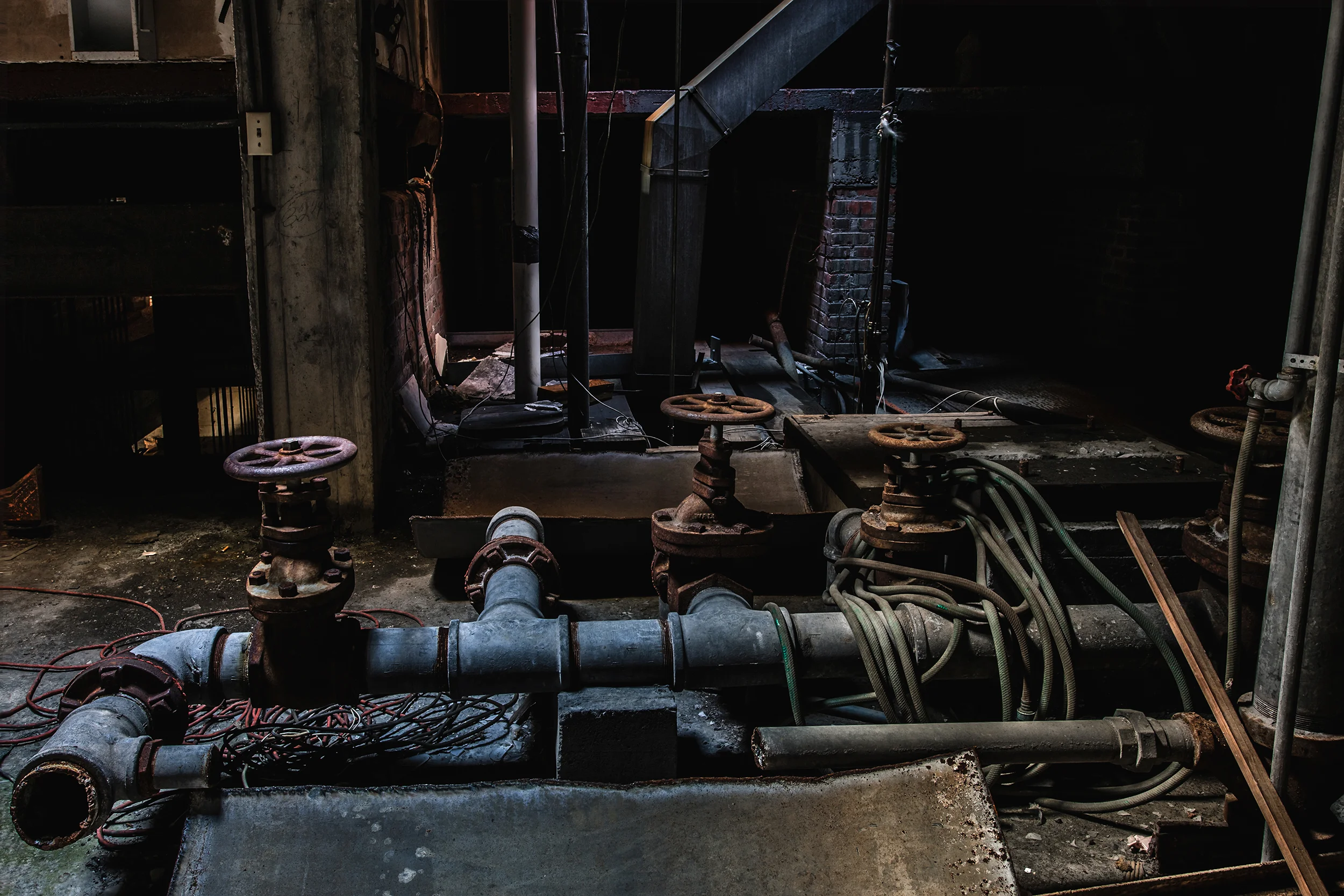 p_urbex_IMG_1759a_website2500.jpg