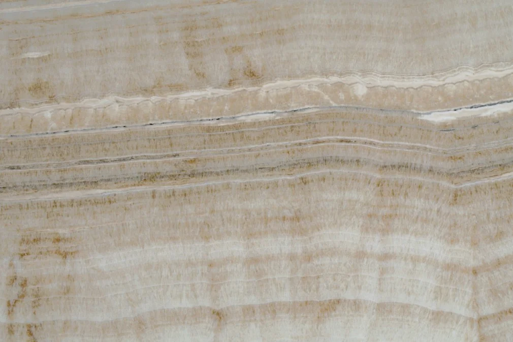 Onice Arco Iris Vein Cut
