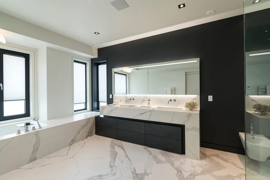 laminam-slabs-total-look-bathroom-51352-12374437 (1).jpg