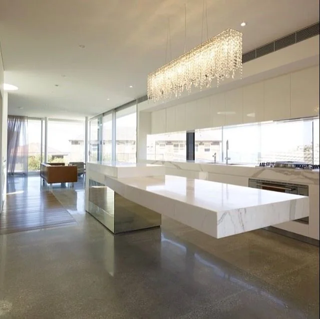 6490d5d474908b08cb0256f0e9510e11--modern-white-kitchens-white-kitchen-designs.jpg