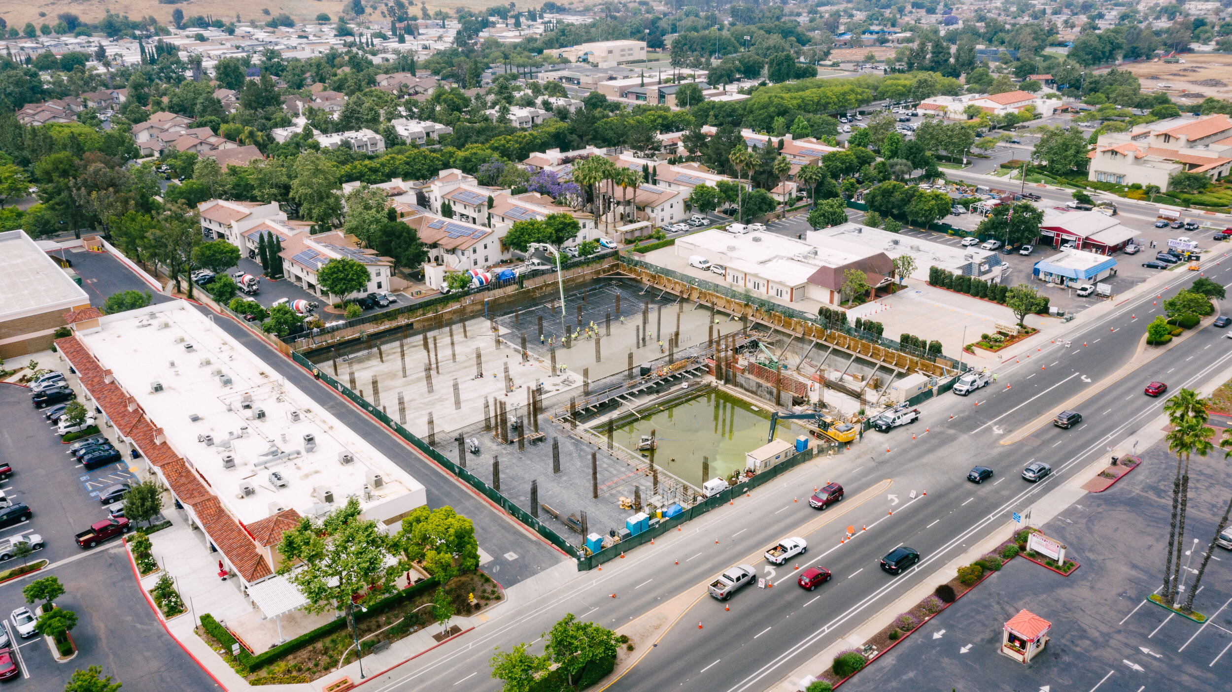 The_poway_outpost_retail_construction.jpg