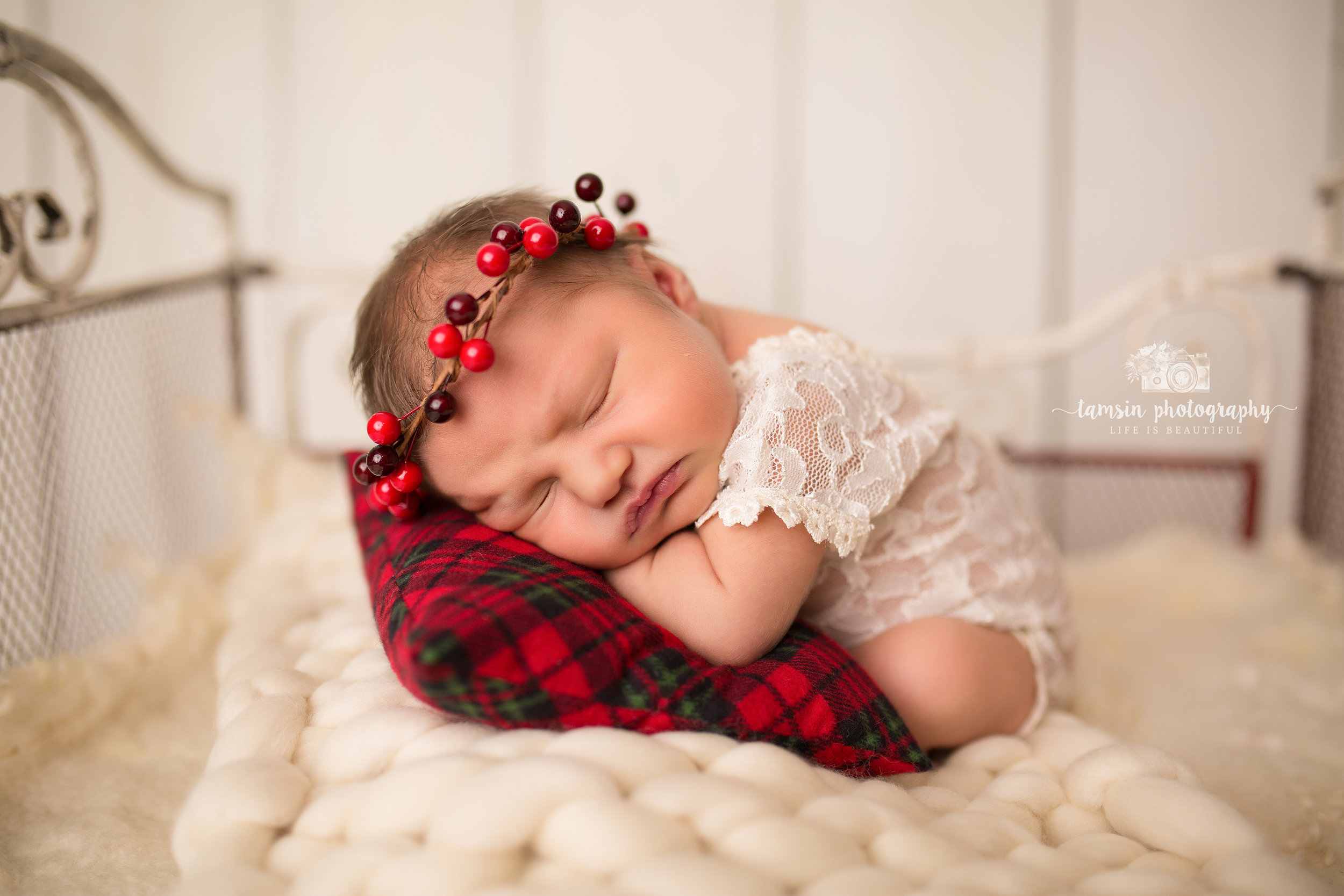 Newborn Christmas Portraits Pillow Bed Tamsin Photography.jpg