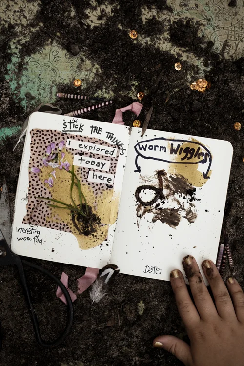 PiaJaneBijkerk_happikids_summer2019_mud_wormbook_worm_IMG_0238.jpg